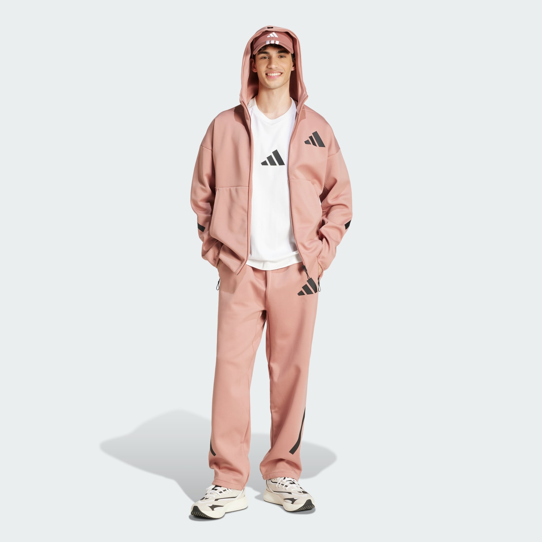 Pantaloni cu tiv deschis adidas Z.N.E.