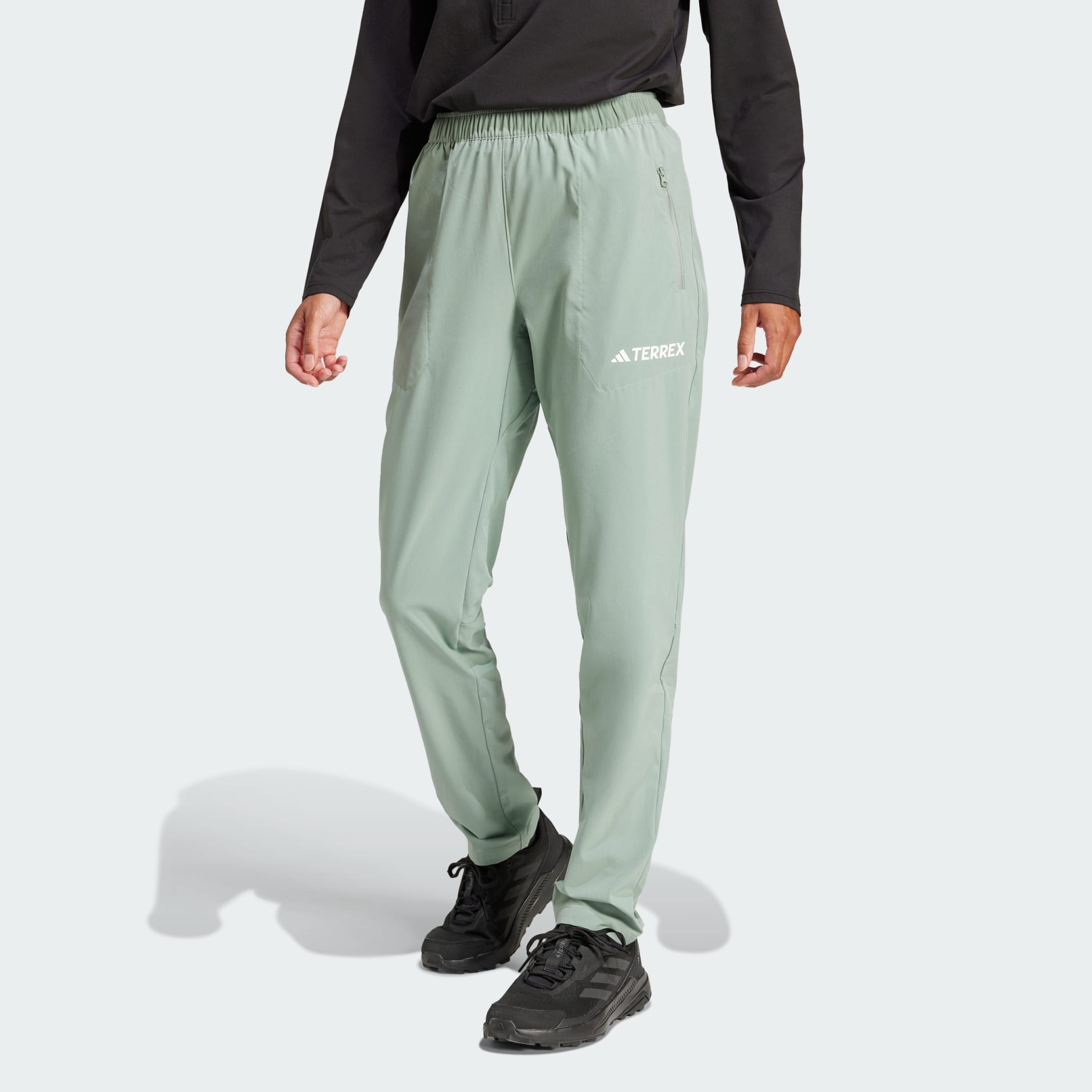 【Adidas コリア】 Multi Essentials Stretch Pants adidas Multi Essentials Stretch Pants - Black | Free