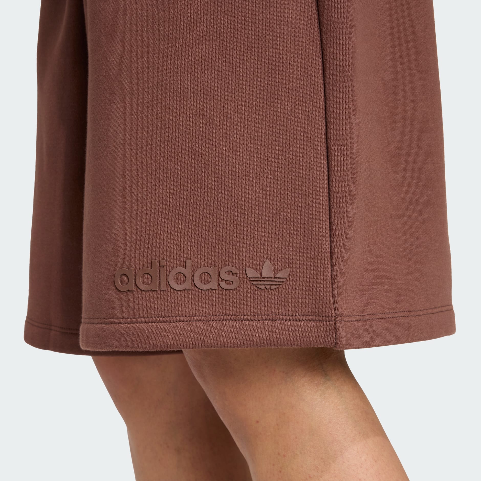 Pantaloni scurți supradimensionați Essentials Linear