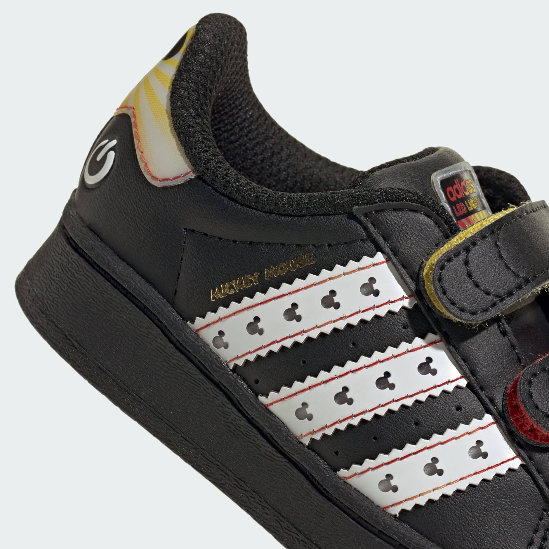 حذاء للأطفال adidas Disney Superstar LED Lights Comfort Closure