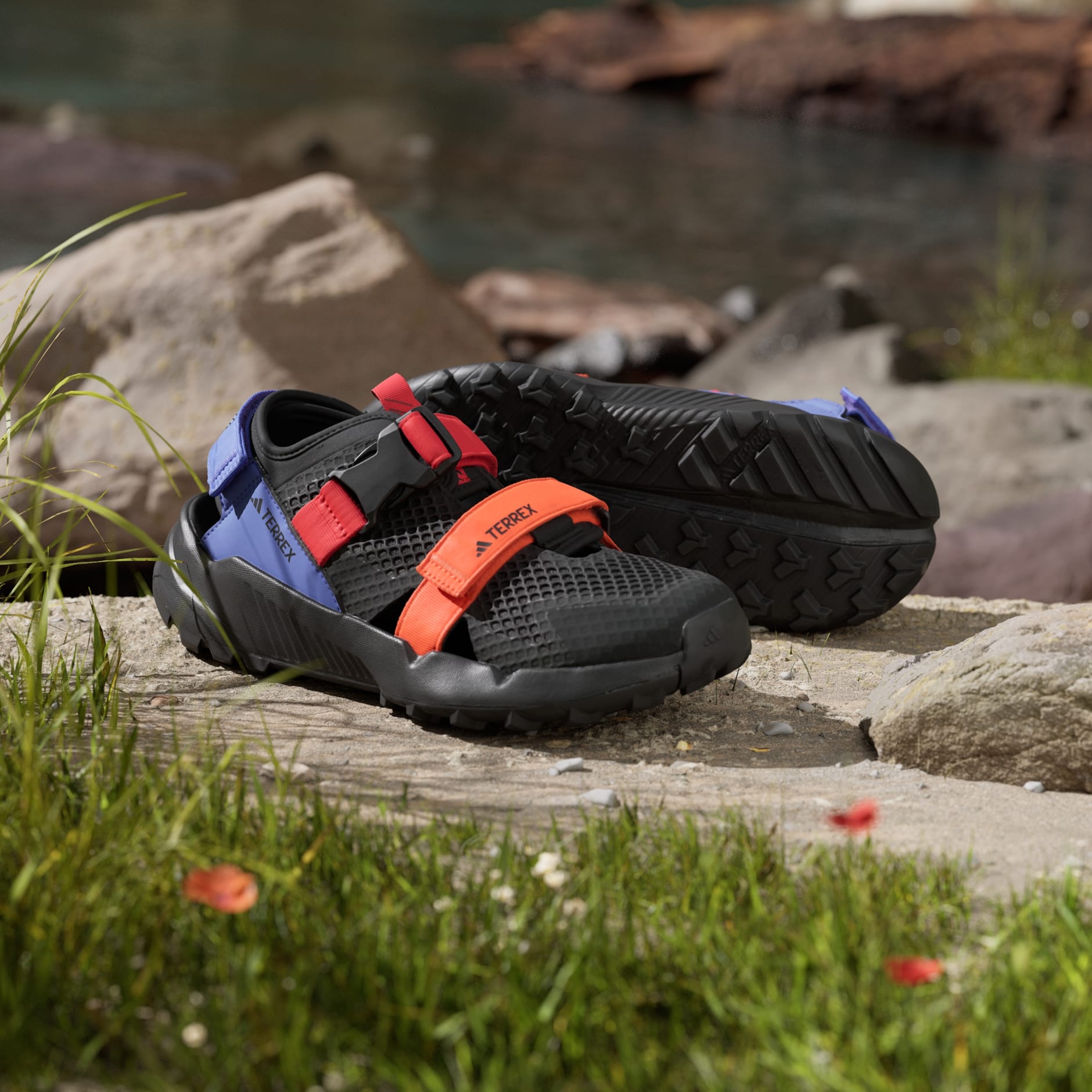 TERREX Hydroterra Sandals - Black | adidas Hong Kong