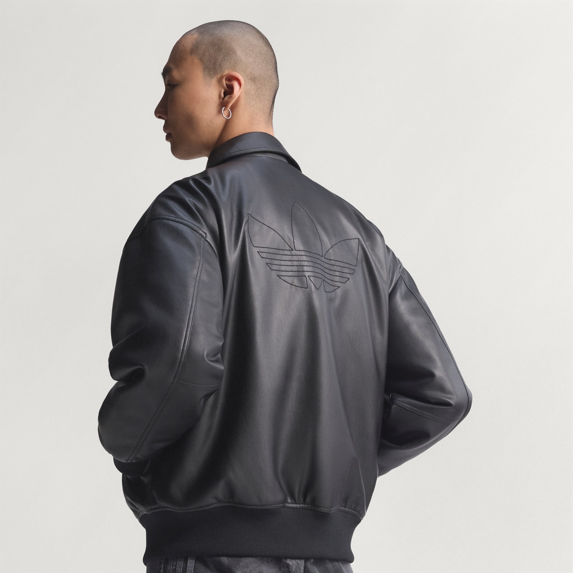 PREMIUM ESSENTIALS PLEATHER BOMBER JACKET