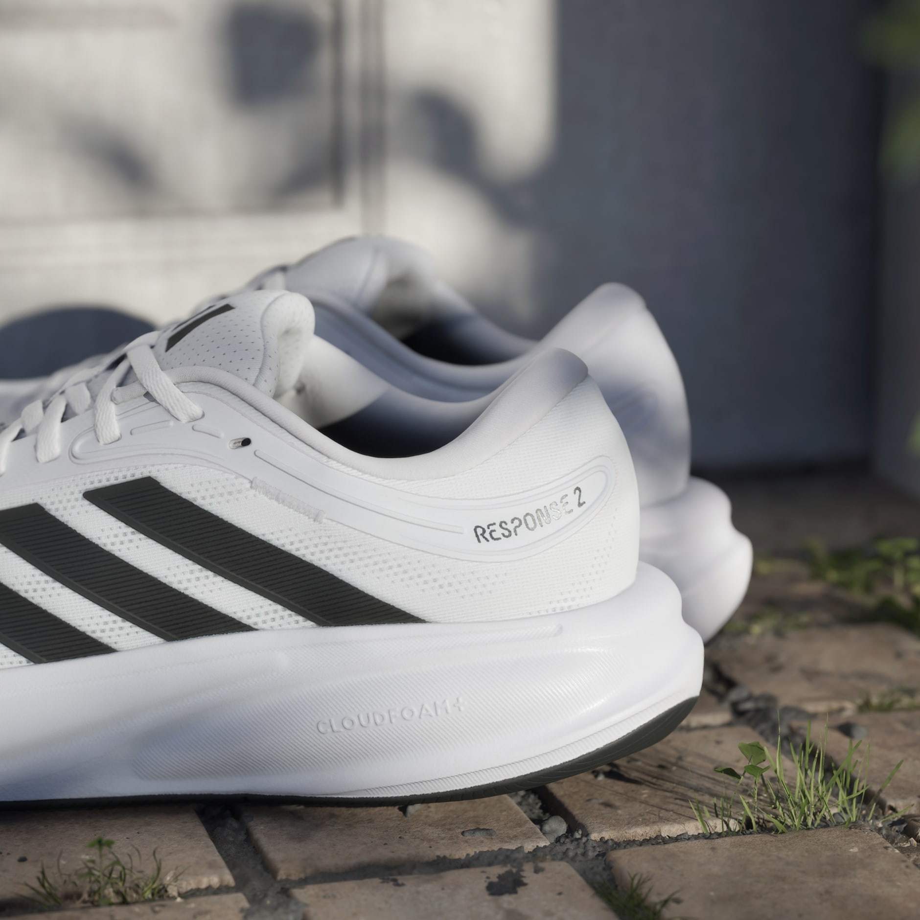 CHAUSSURE DE RUNNING RESPONSE 2