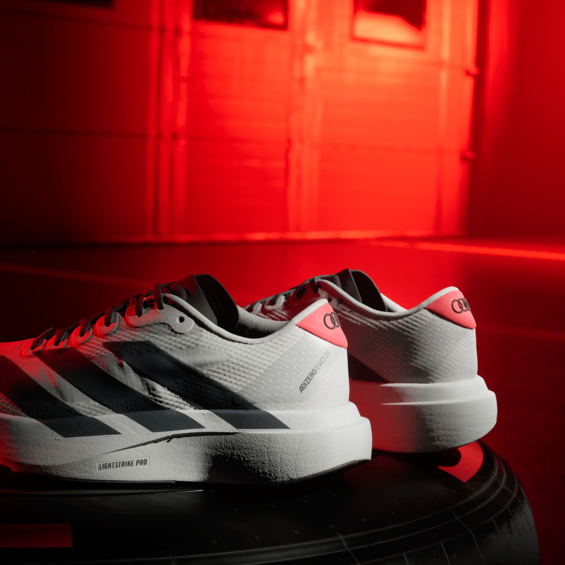 TENISICE ADIZERO EVO SL WOVEN AUDI REVOLUT F1 TEAM