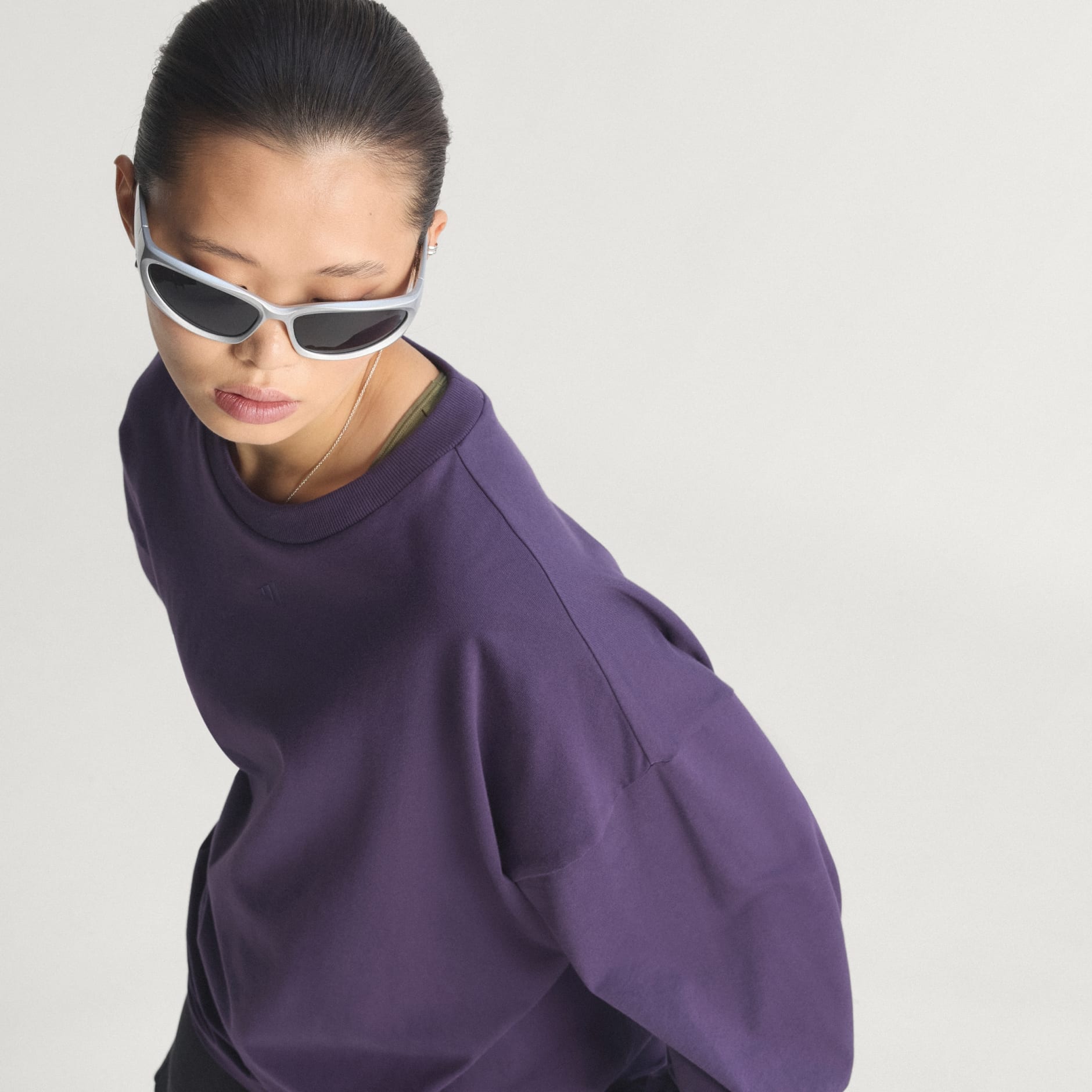 Tricou adidas Basketball cu m&acirc;necă lungă (unisex)