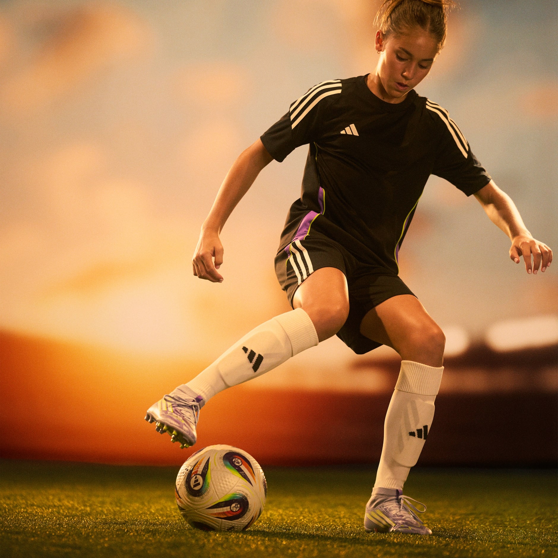 Dječje kopačke F50 Sparkfusion League za tvrdu podlogu/umjetnu travu