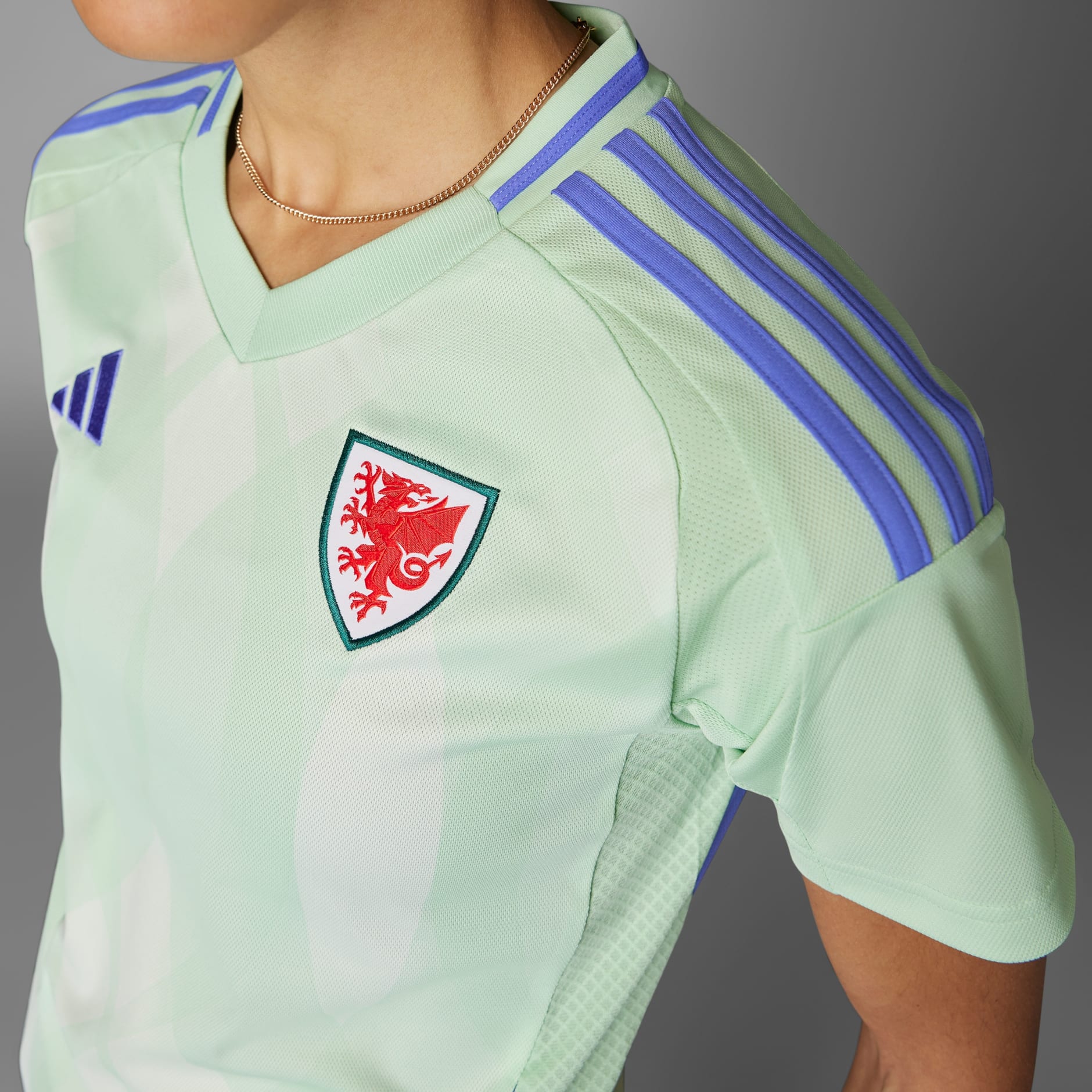 Tricou Wales 25 Away (echipa feminină)