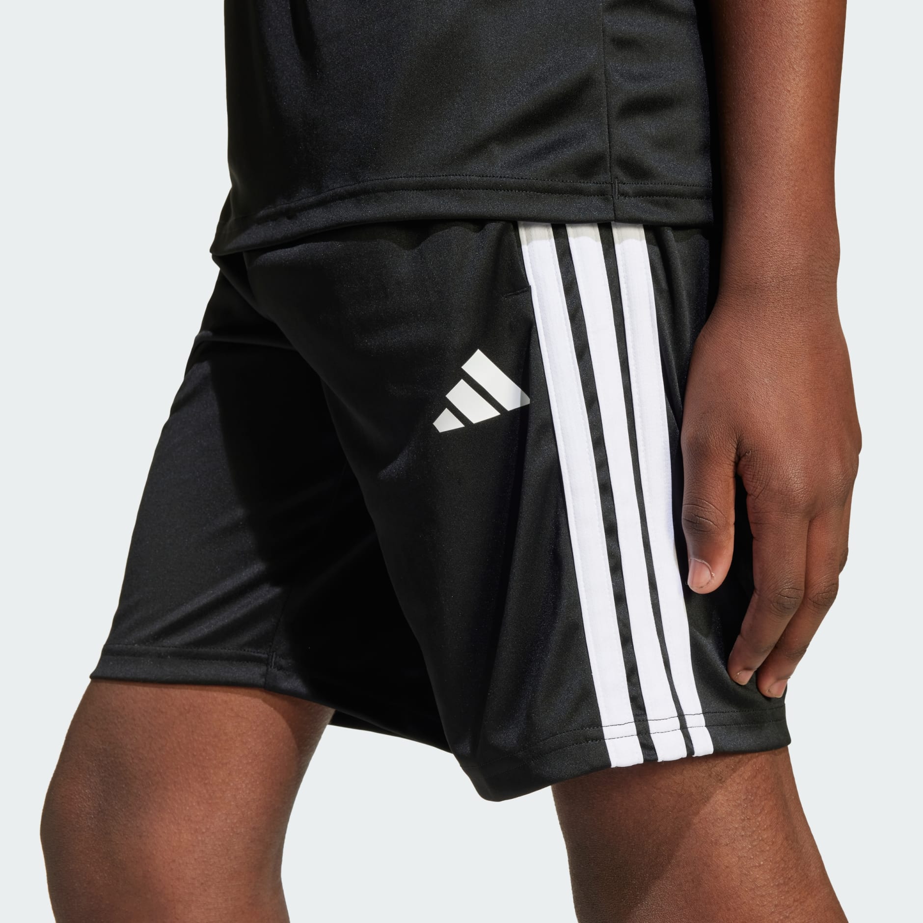 طقم للأطفال Train Essentials 3-Stripes Tee