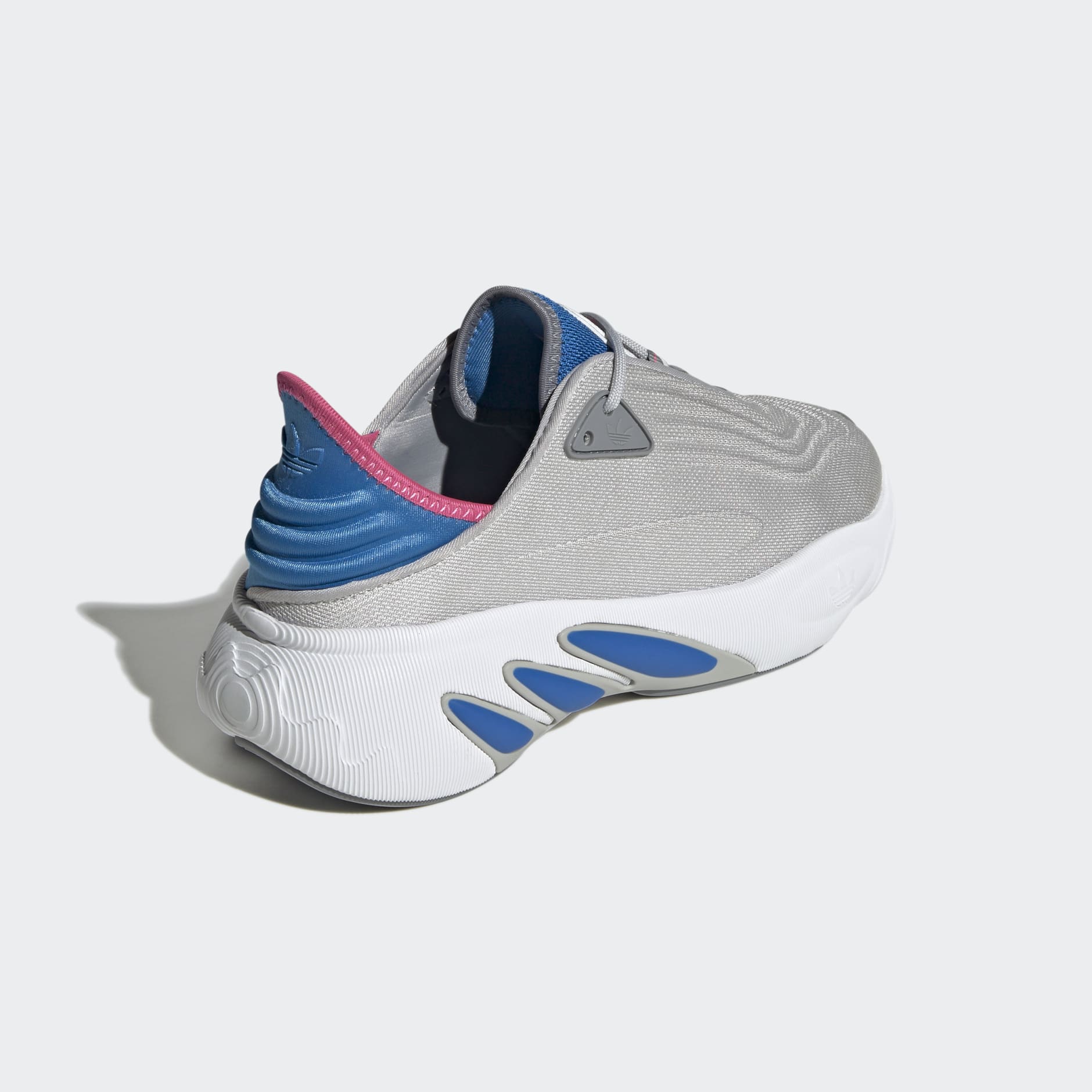 Tenis adidas SLTN