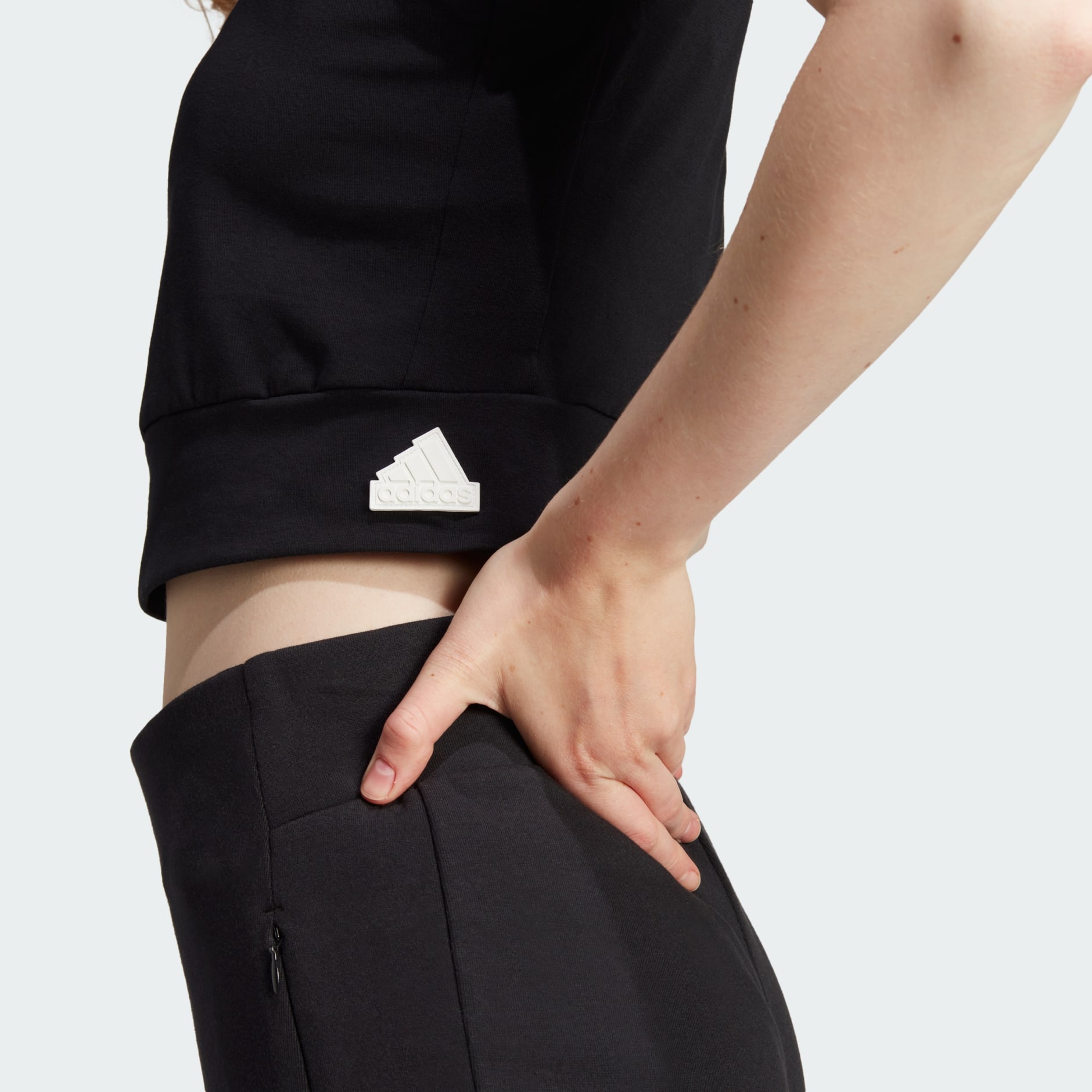 Mission Victory Sleeveless Cropped Top