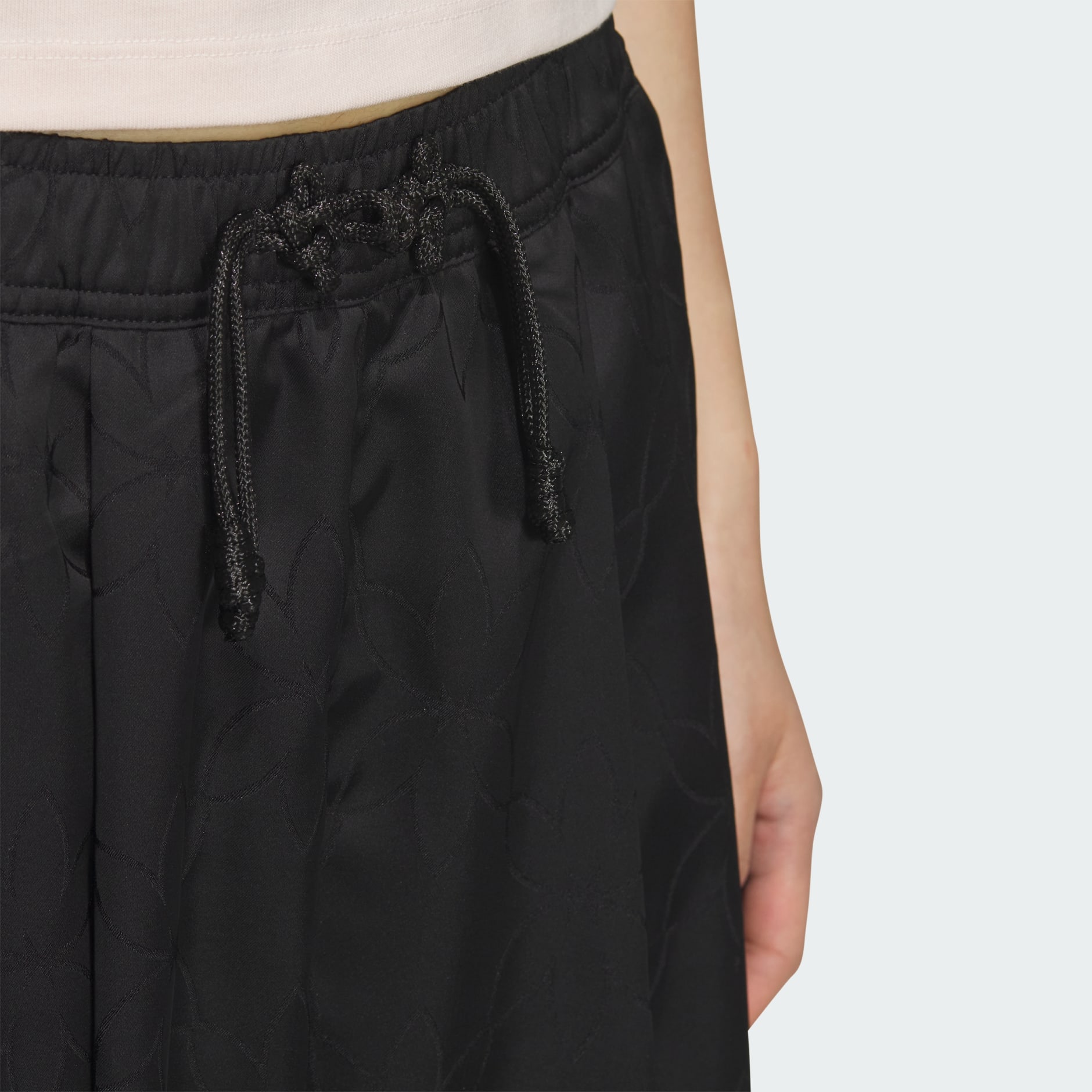 【adidas】NEW CHINESE PANT チャイナ風 パンツ New Chinese Pant - Black | adidas Hong Kong