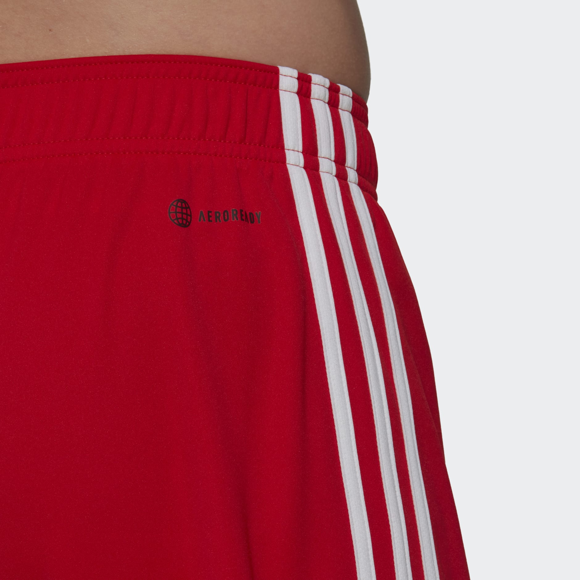 FC Bayern 22/23 Home Shorts