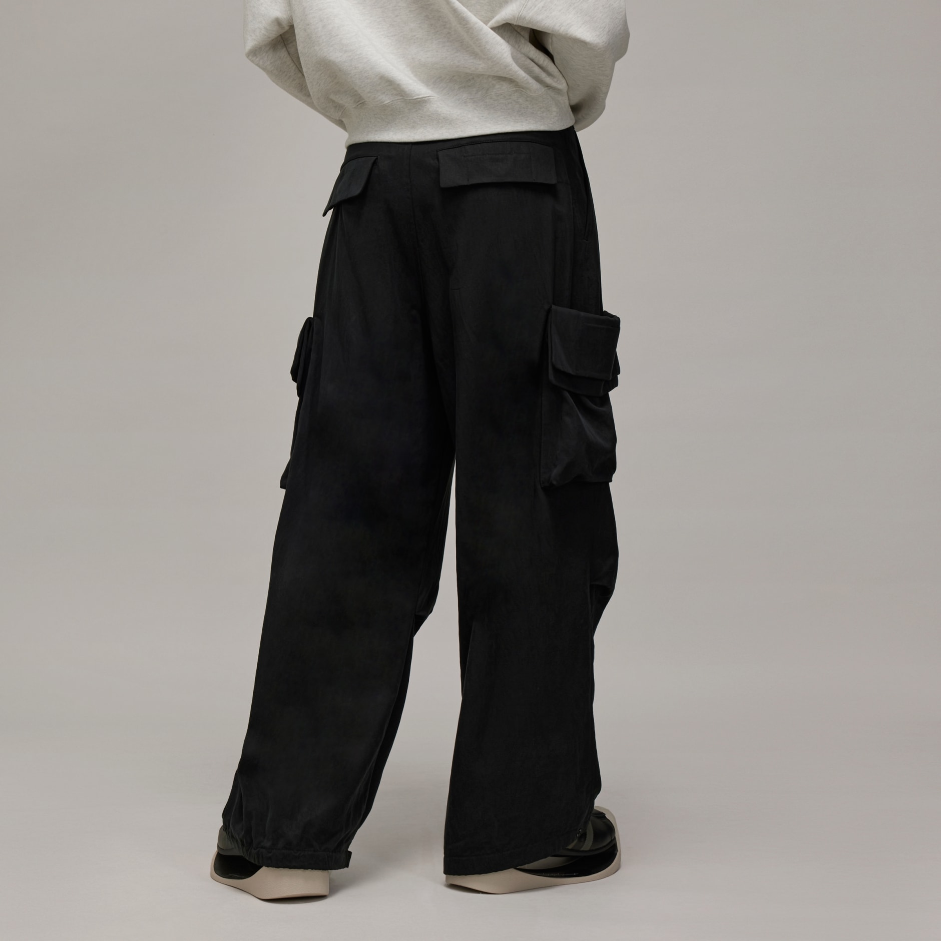 Clothing - Y-3 Washed Twill Cargo Pants - Black | adidas South Africa