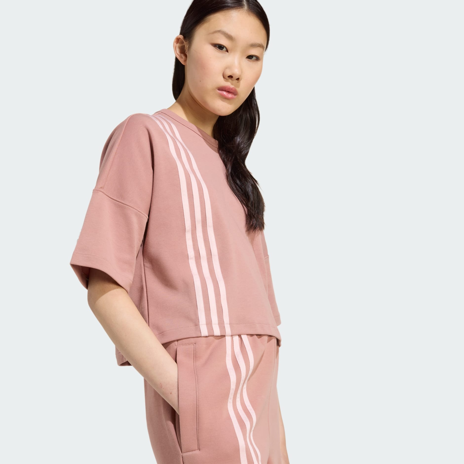 Tricou cu 3 dungi pe o parte