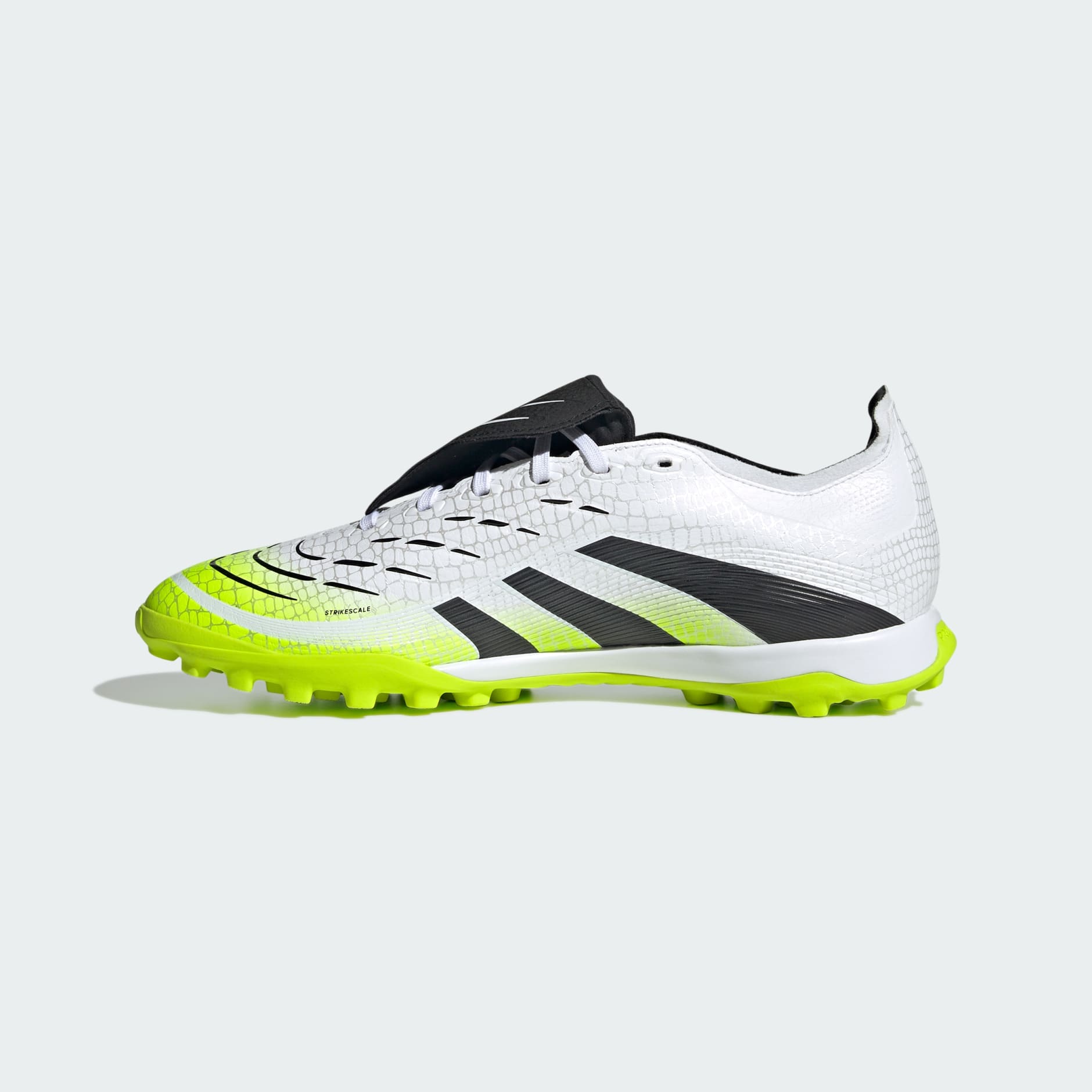 Predator League Fold-Over Tongue Turf Boots