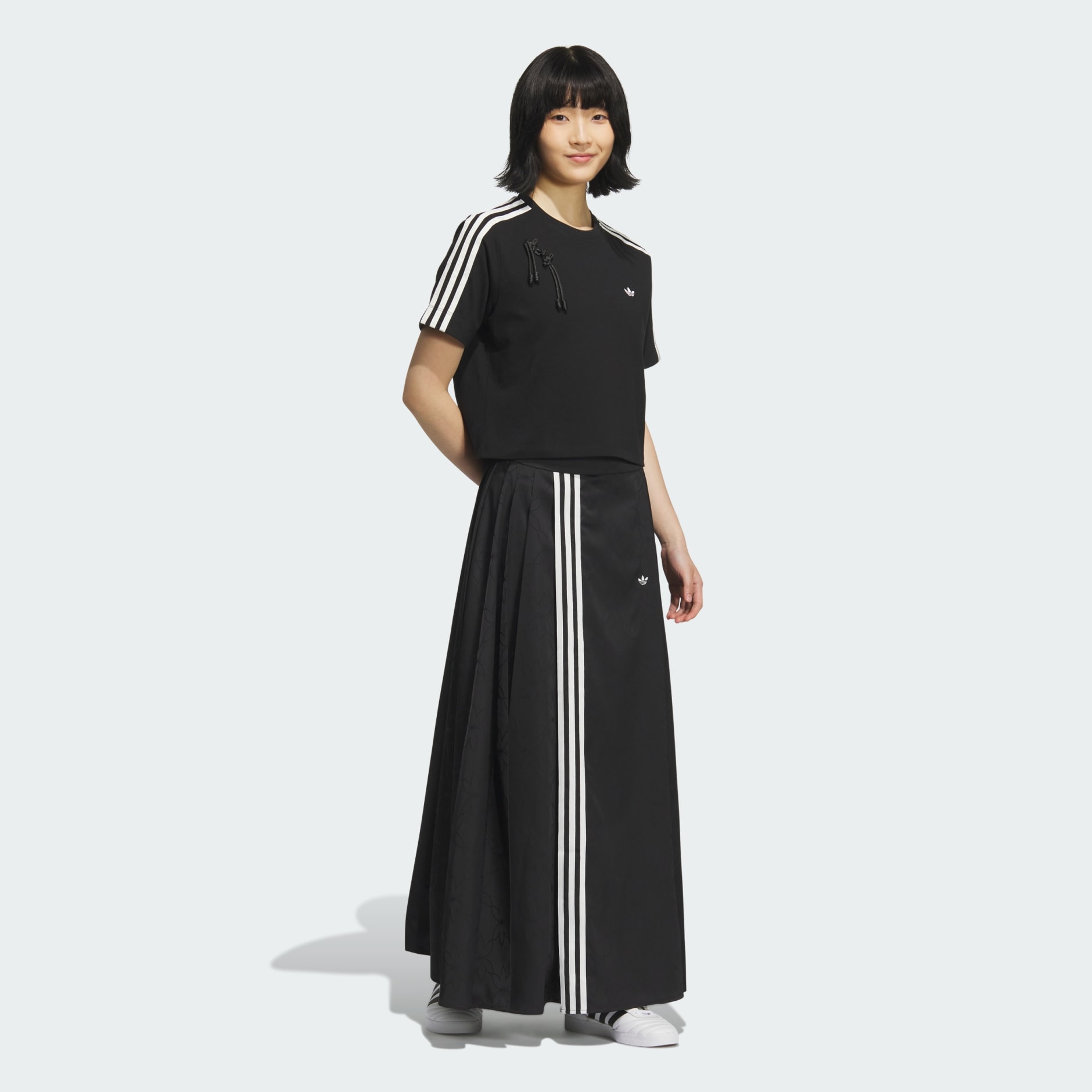 adidas 中華圏限定 Tシャツ ブラック MサイズKB6398 - メルカリ