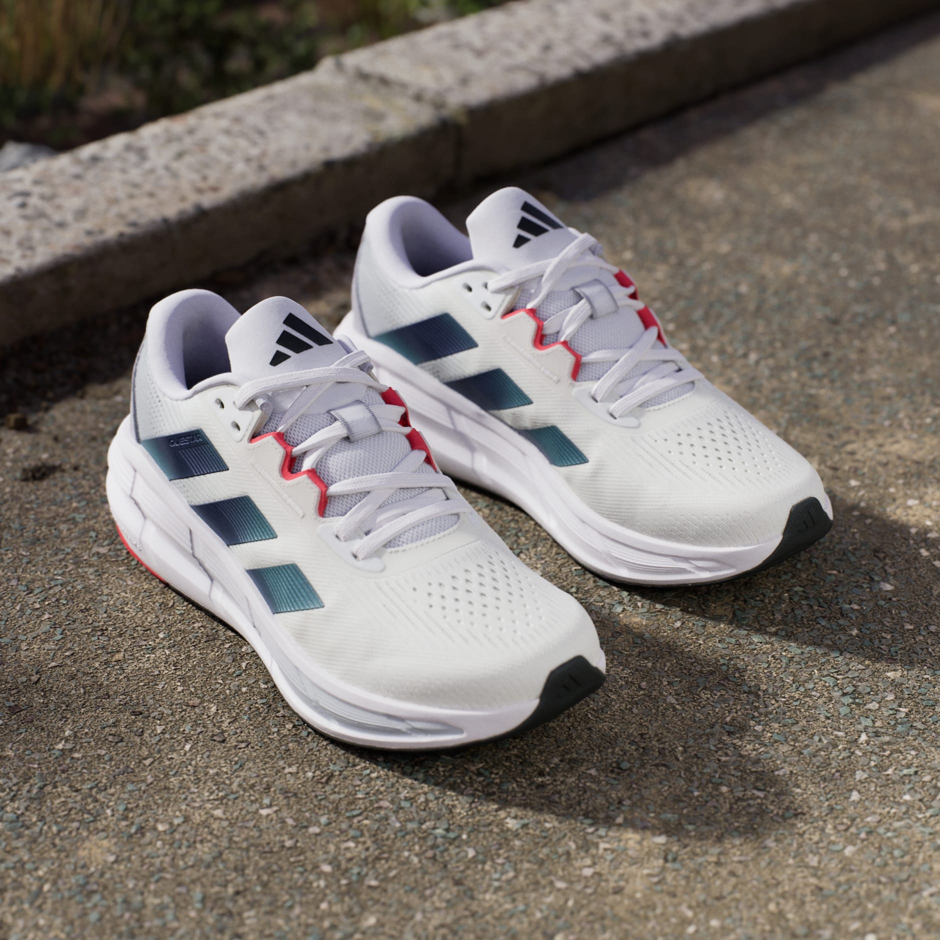 Questar 3 Running Shoes