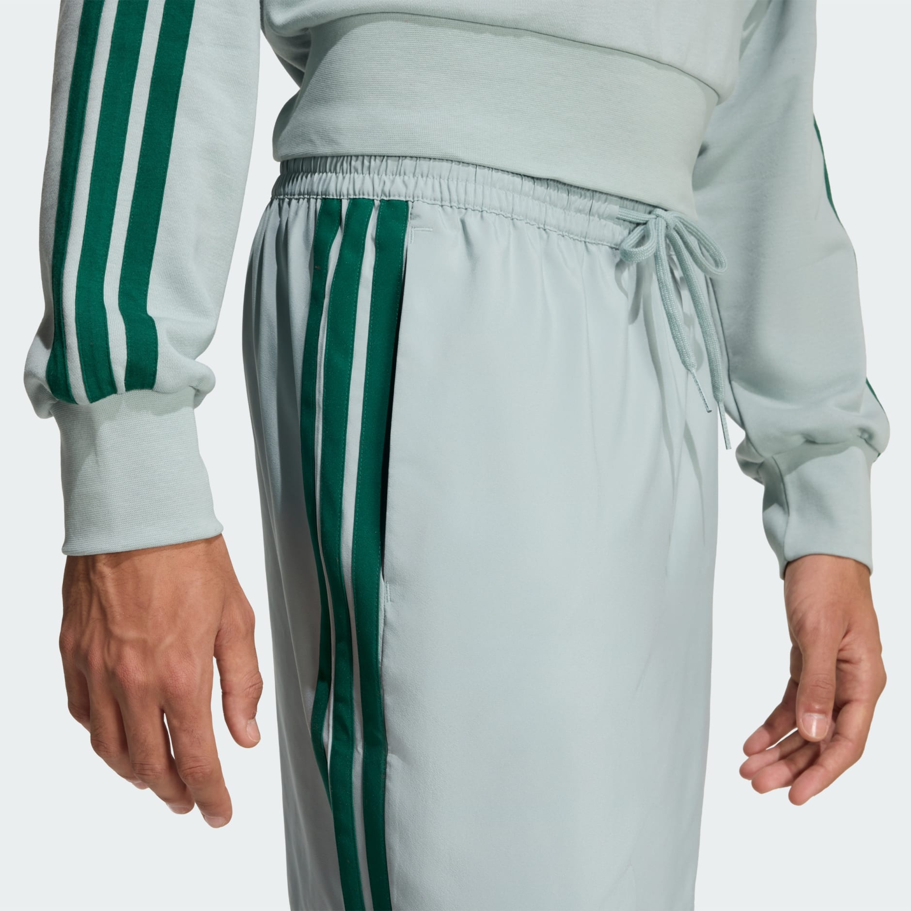 Essential 3-Stripes Chelsea Shorts