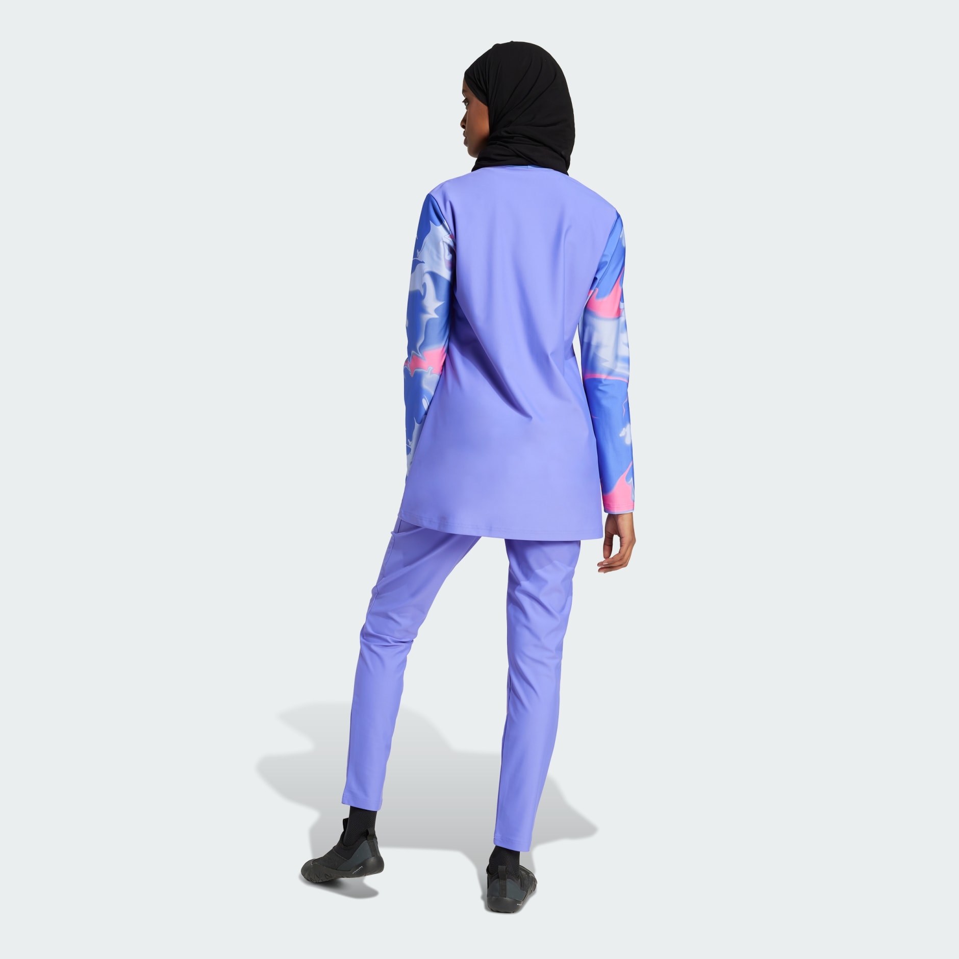 طقم سباحة مبطن بتغطية كاملة