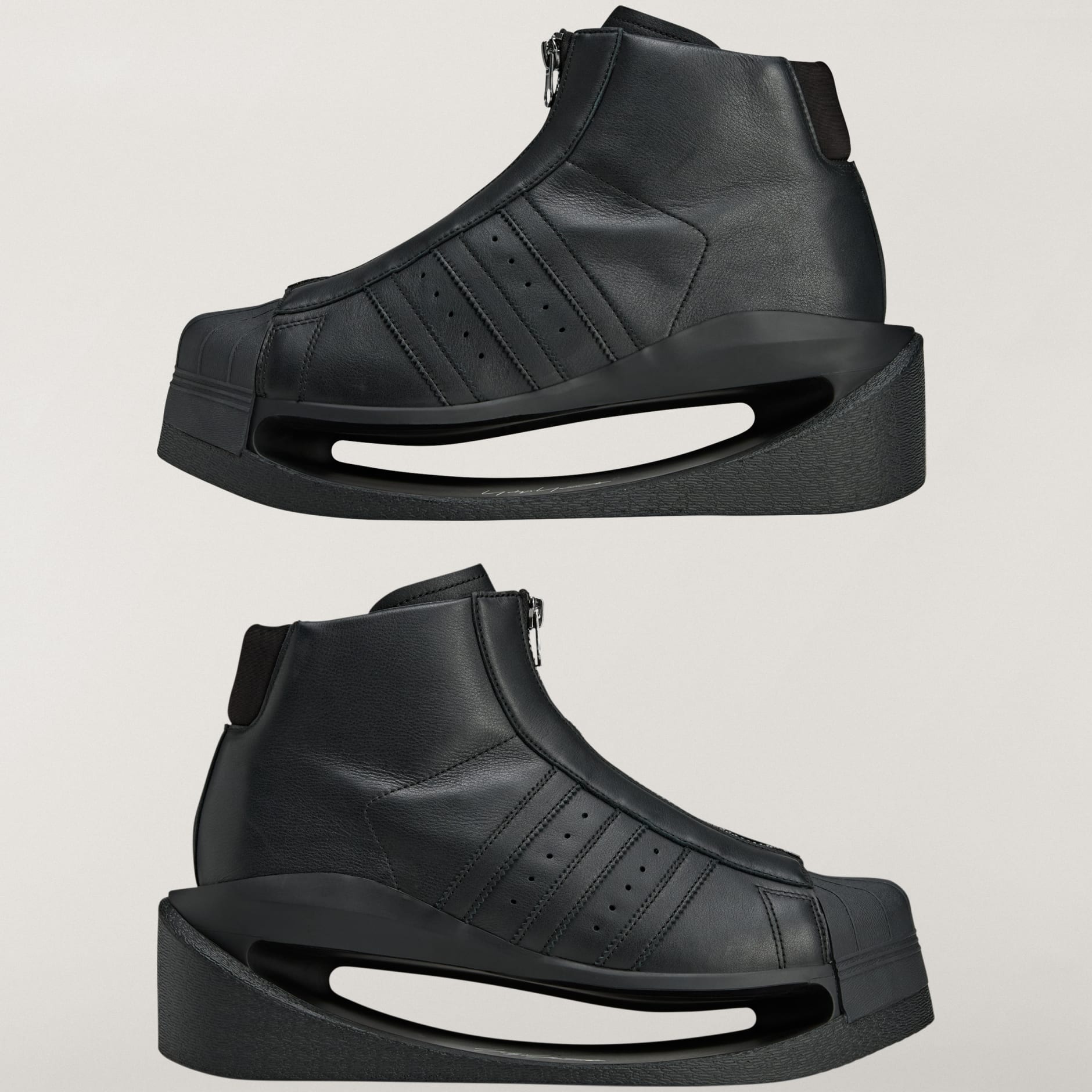 Y-3 Gendo Pro Model