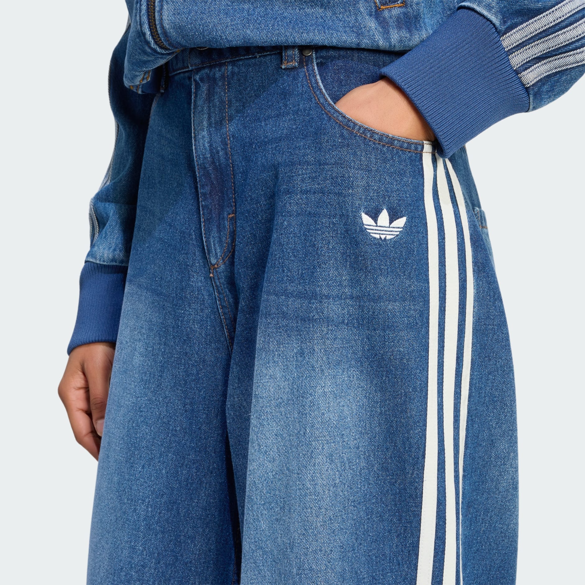 VINTAGE WIDE LEG JEANS WITH CHECKED SEAM