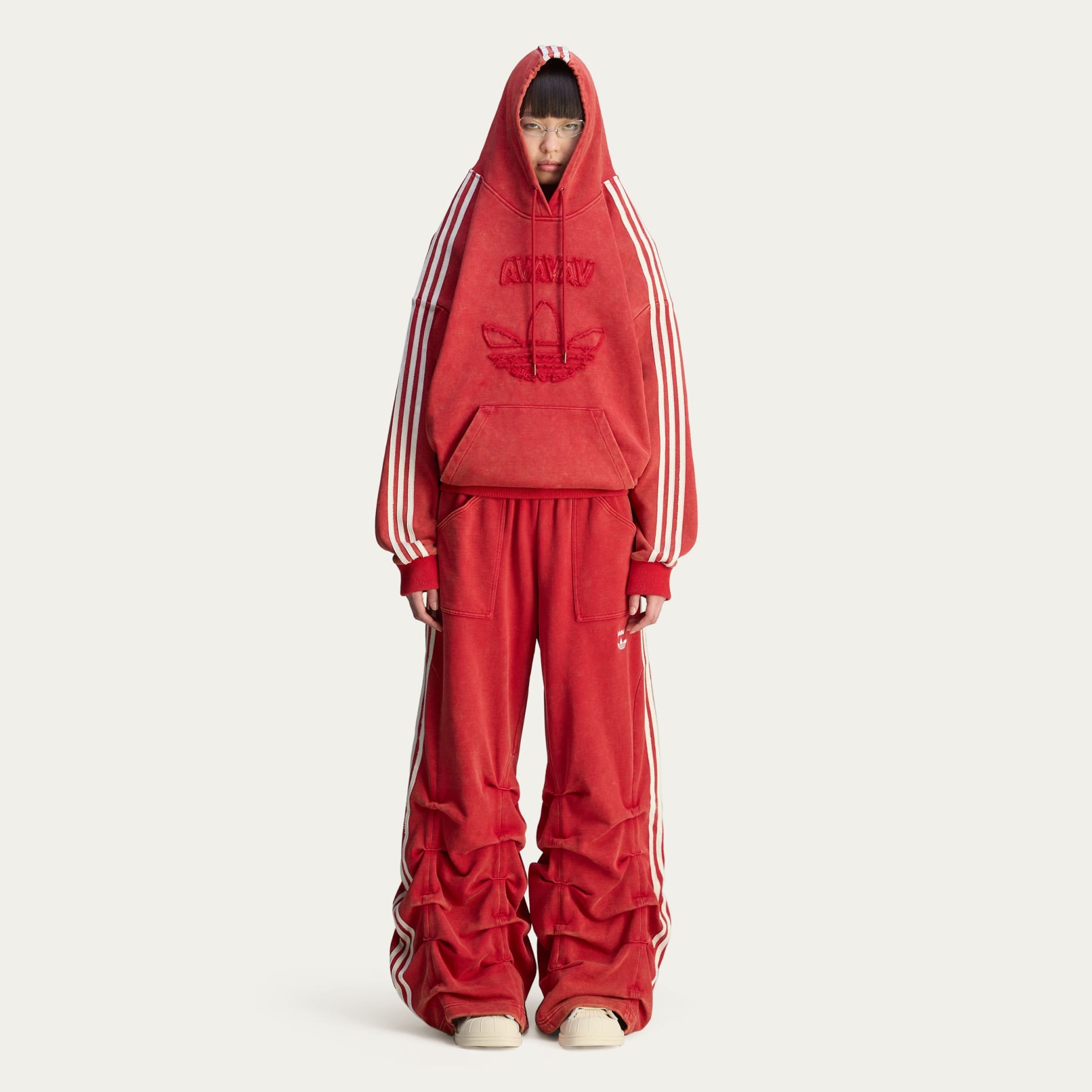 adidas by Avavav SHOULDERLESS HOODIE パワーレッド
