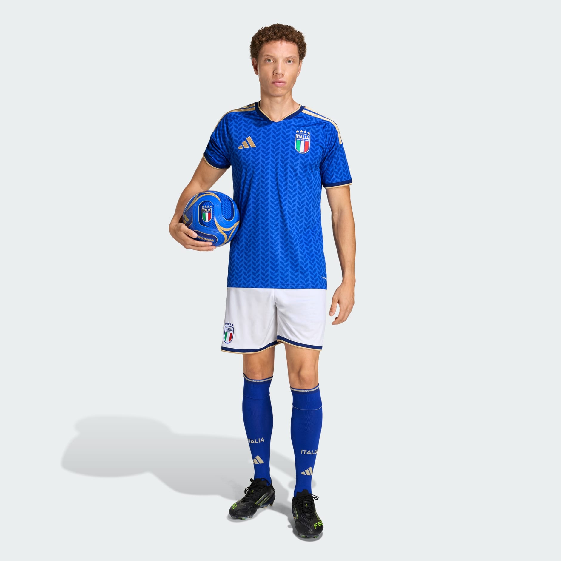 شورت منتخب إيطاليا الأساسي لعام 2026