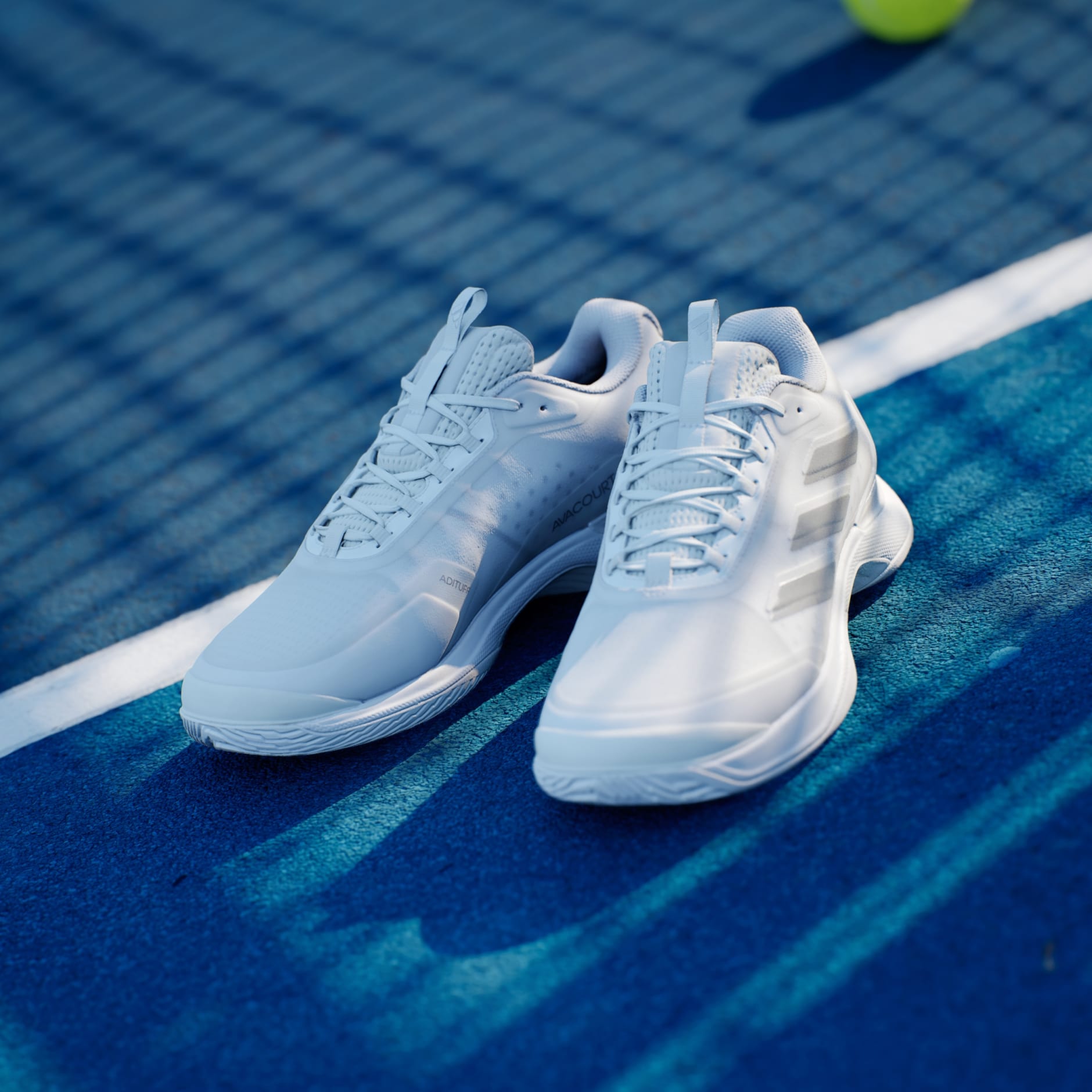 Shoes Avacourt 2 Tennis Shoes White adidas South Africa