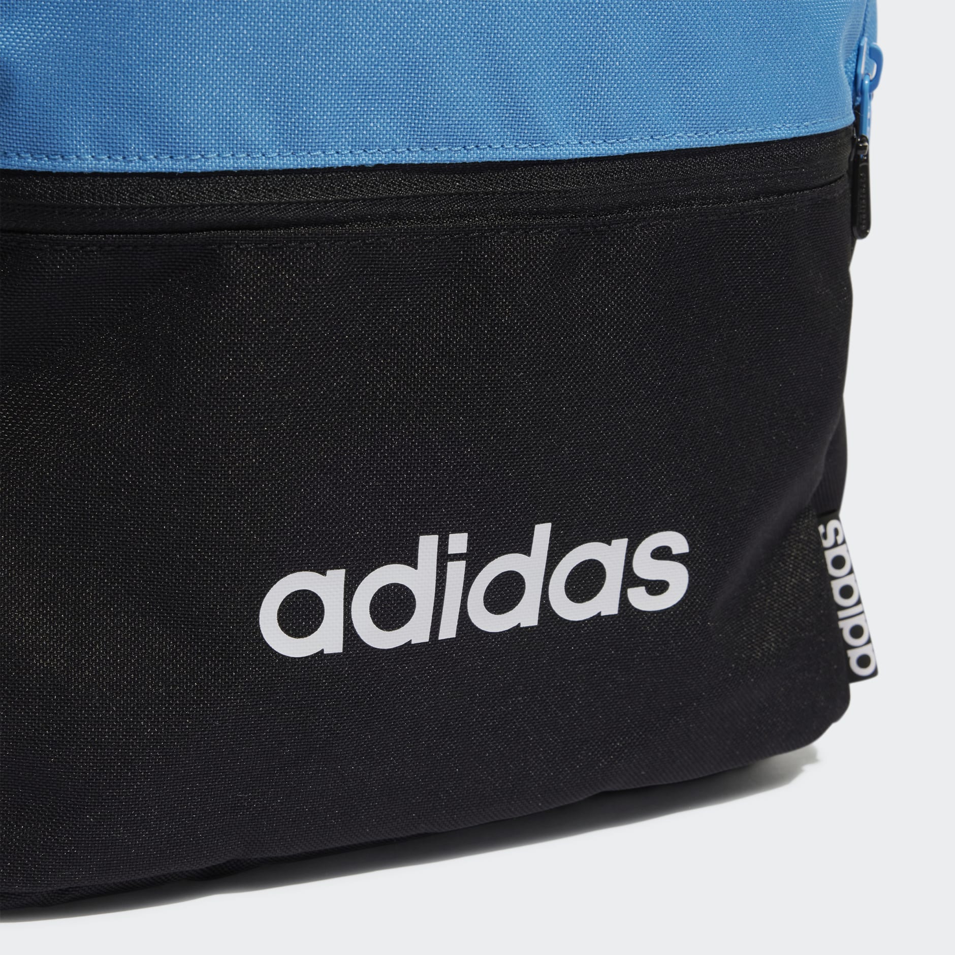 CLASSIC BACKPACK