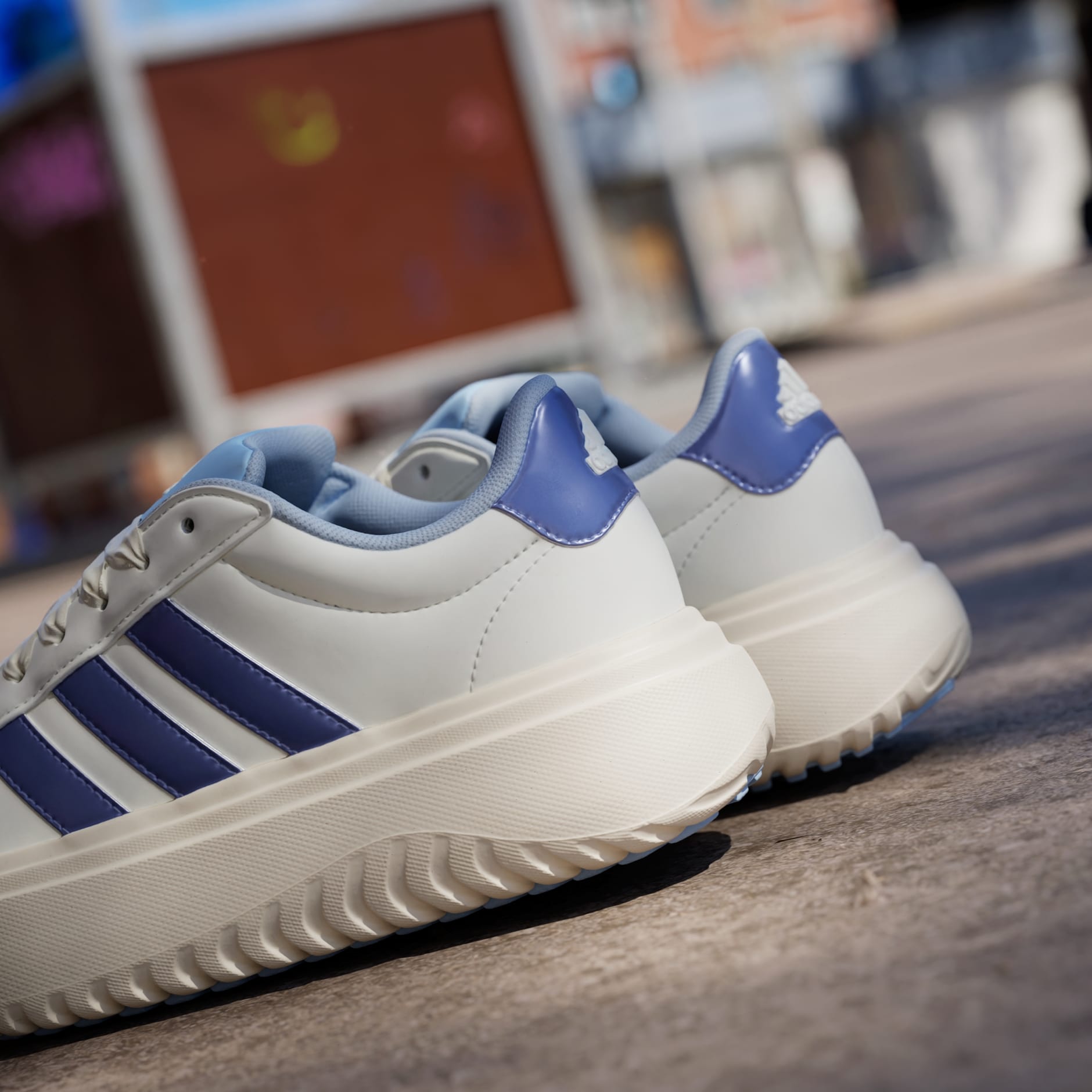 Pantofi Grand Court Platform