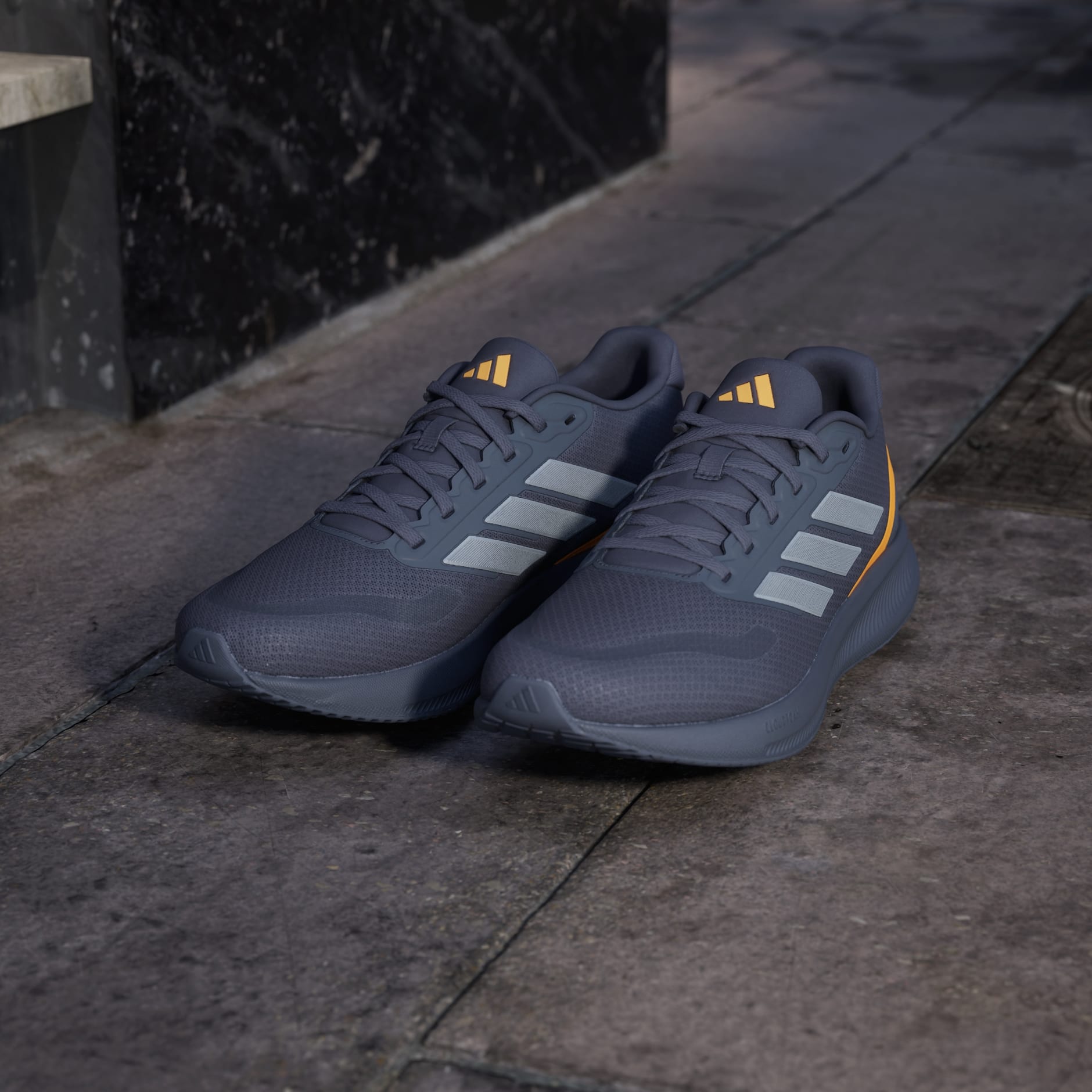 Pantofi de alergare Runfalcon 5