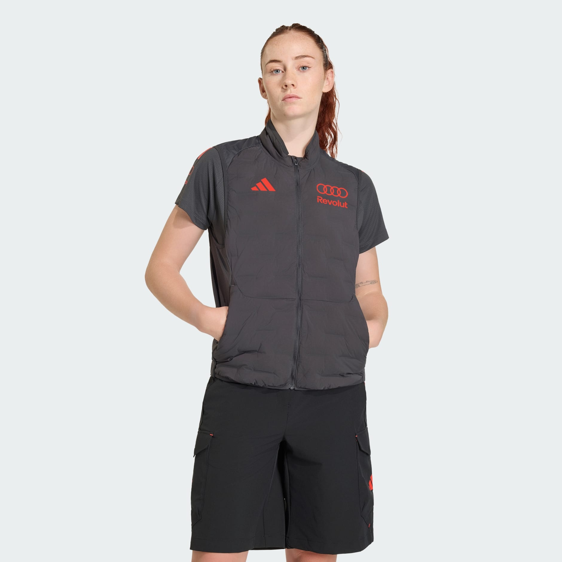 VESTĂ CĂPTUȘITĂ AUDI REVOLUT F1 TEAM MECHANICS