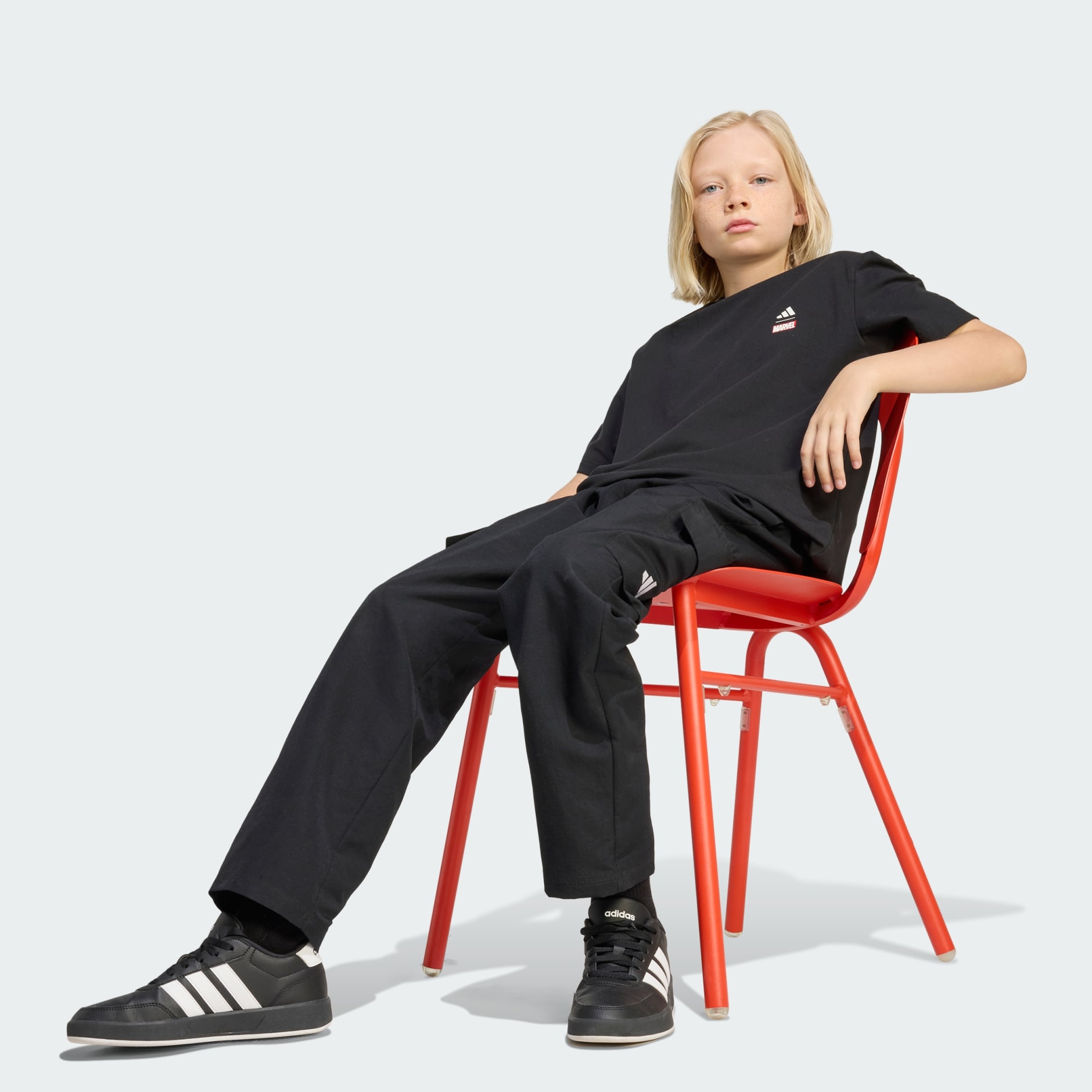 تيشيرت مزين برسومات سبايدرمان من أديداس وMarvel