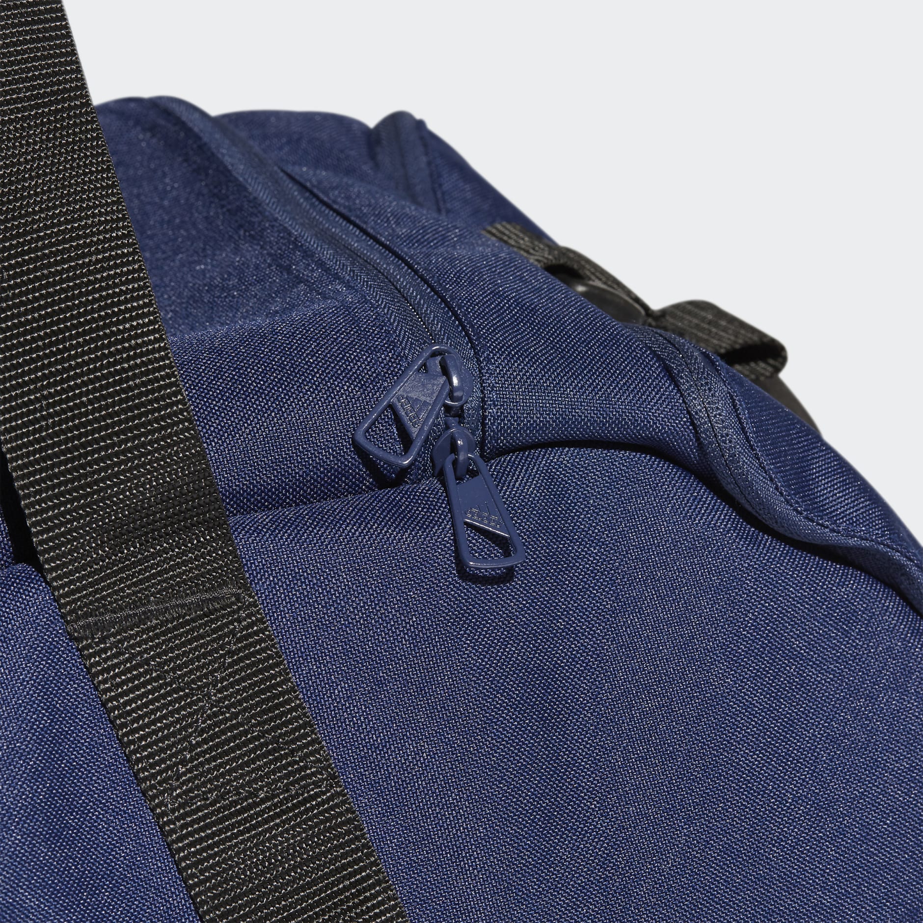 Maleta Deportiva Tiro Primegreen Mediana