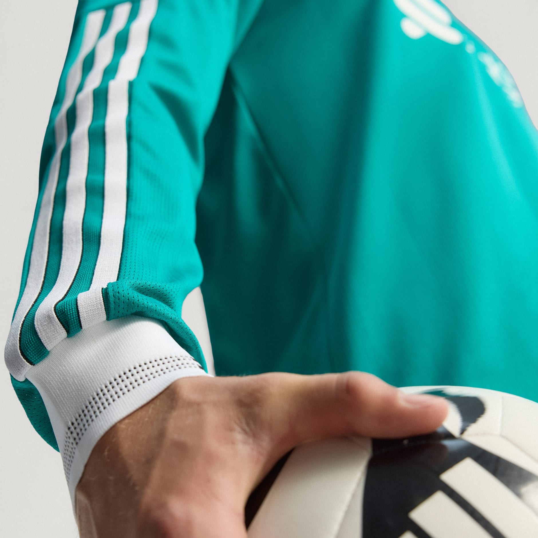 Autentični treći dres dugih rukava Liverpool FC 25/26