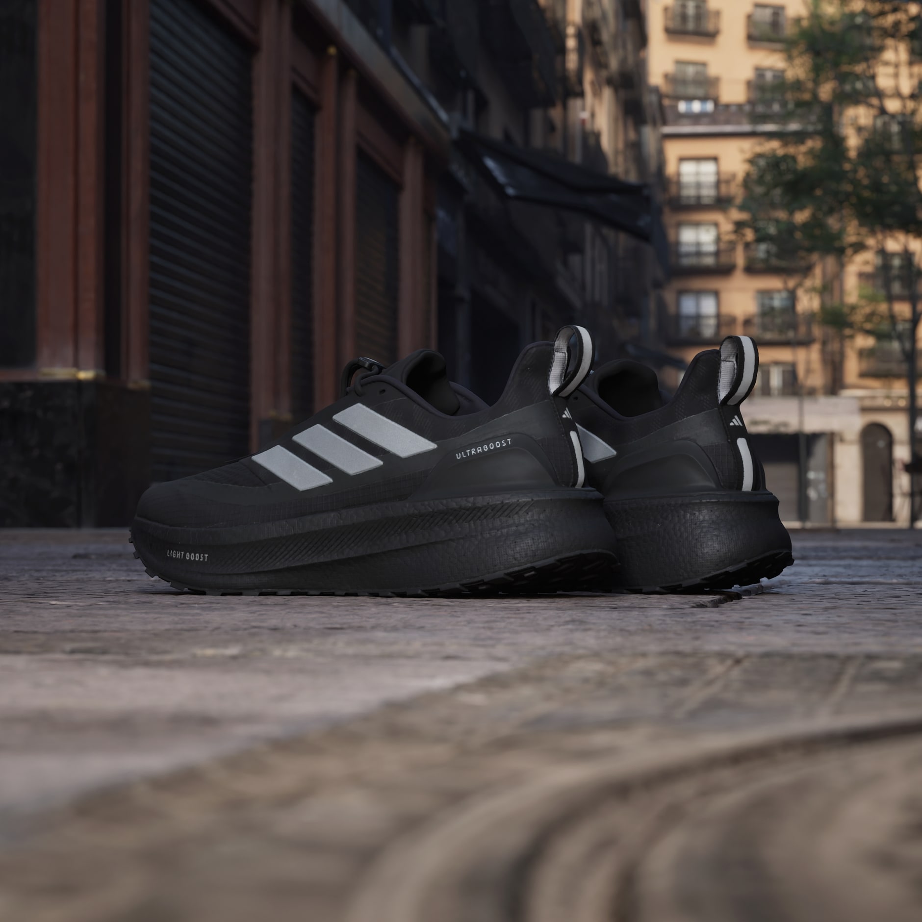 Pantofi sport Ultraboost 5 TR