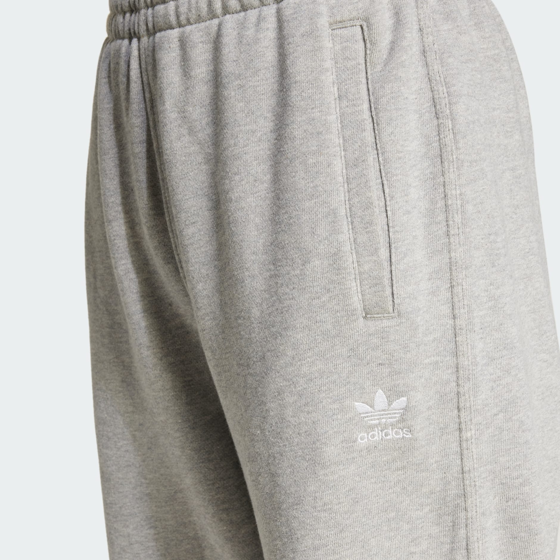 Pantaloni jogger flaușați Essentials