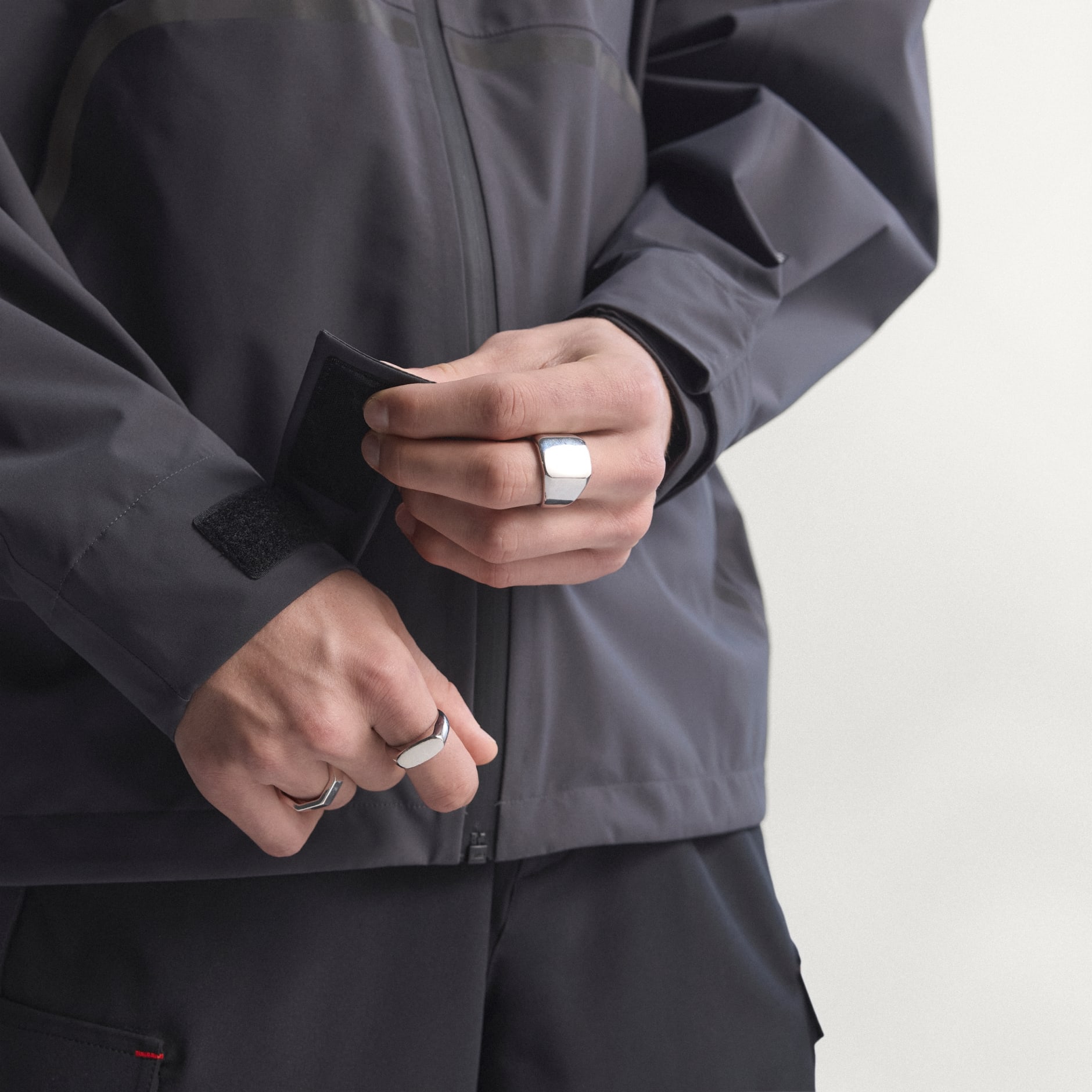 JAKNA ZA KI&Scaron;U AUDI REVOLUT F1 TEAM MECHANICS