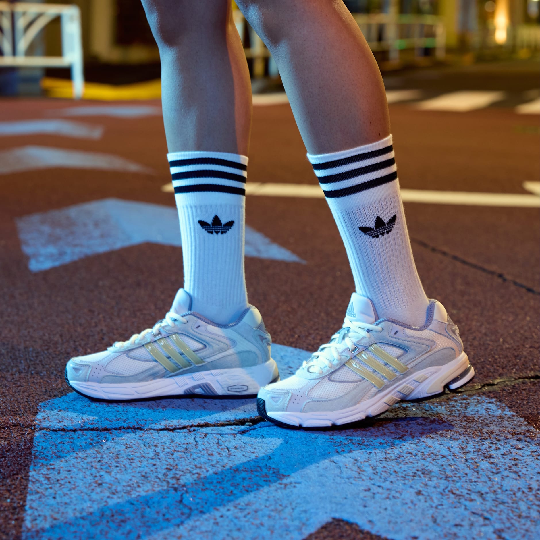 | Shoes adidas White - Response CL Shoes - Oman Men\'s