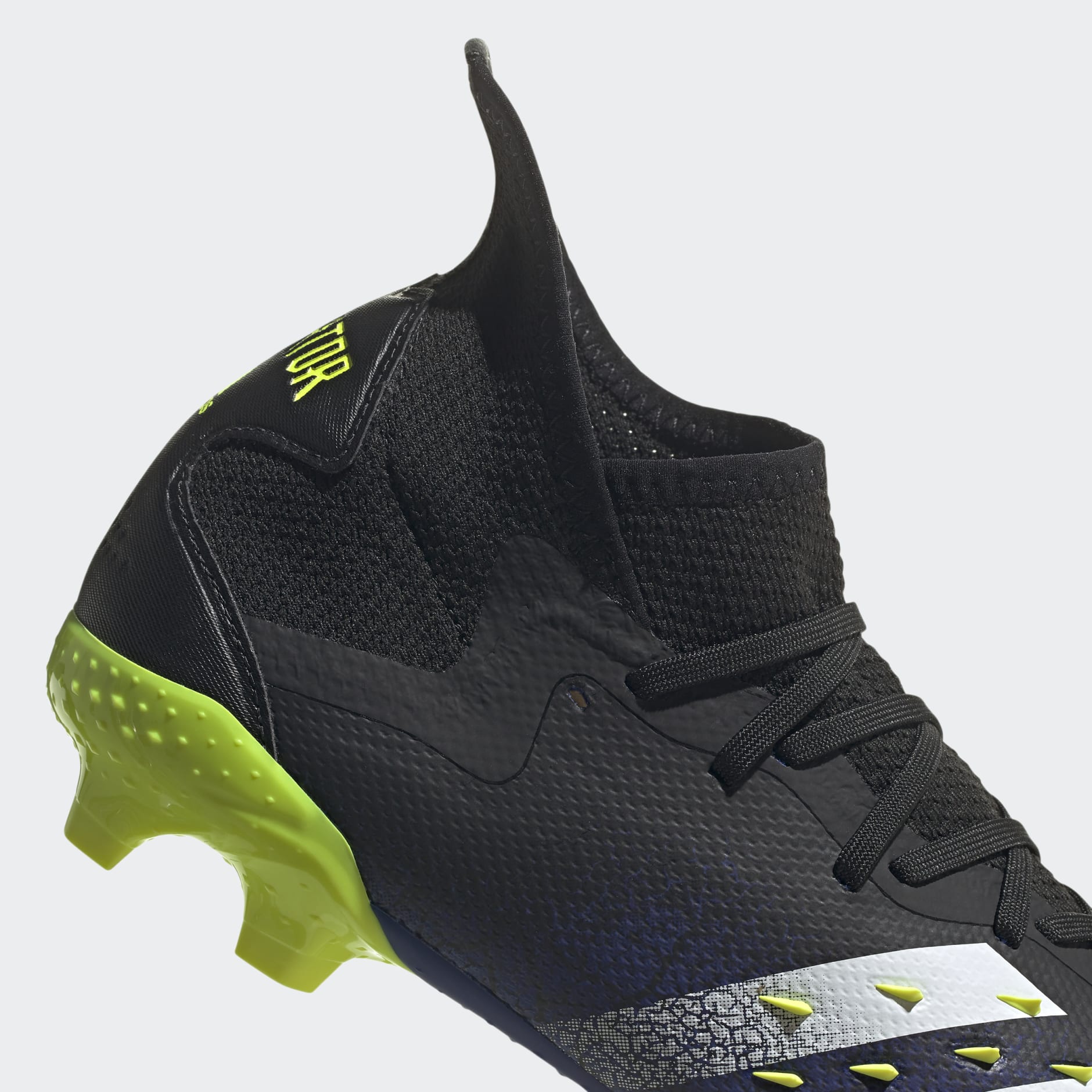 Predator Freak.2 Firm Ground Boots