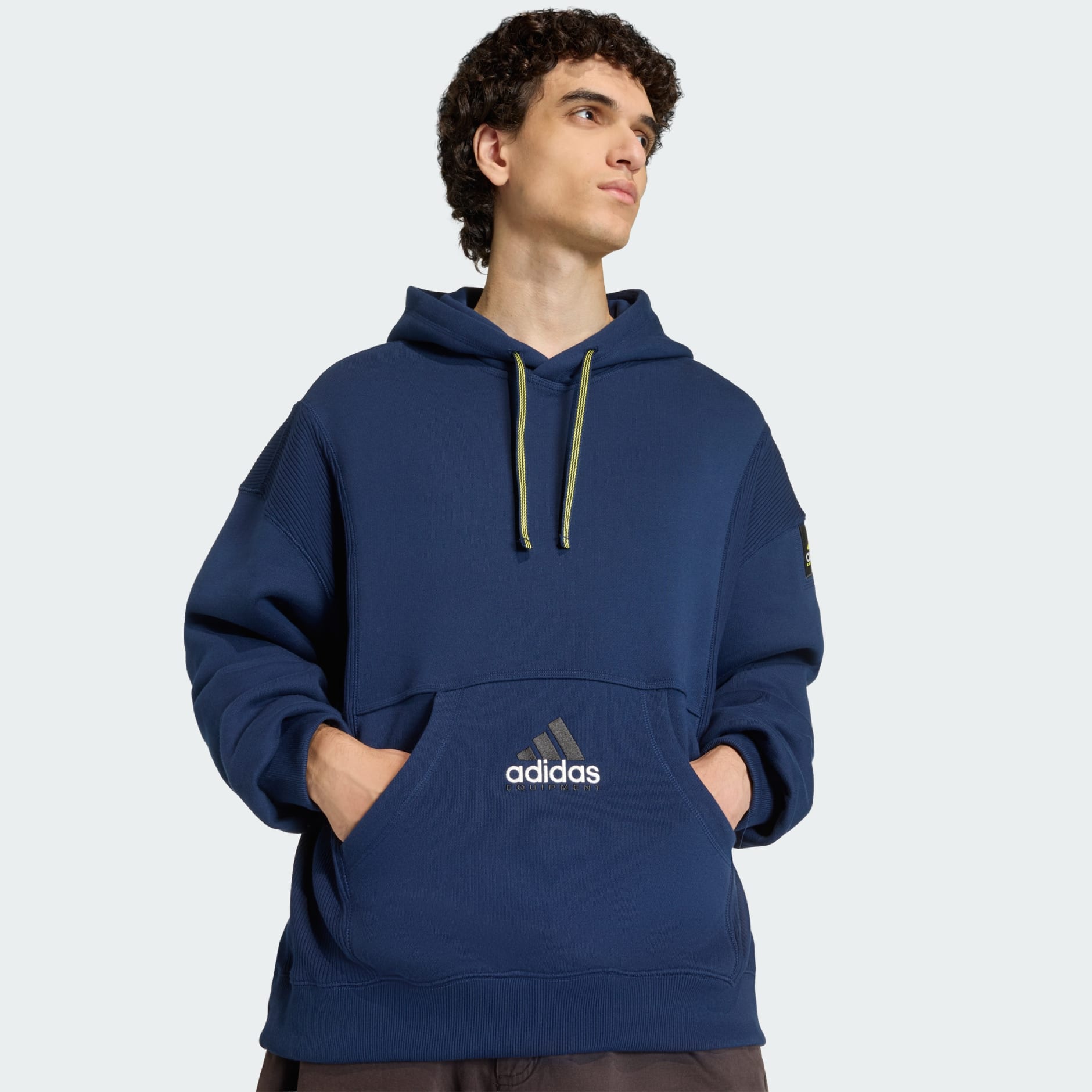 HANORAC ADIDAS EQUIPMENT CU ȚESĂTURĂ RIPSATĂ