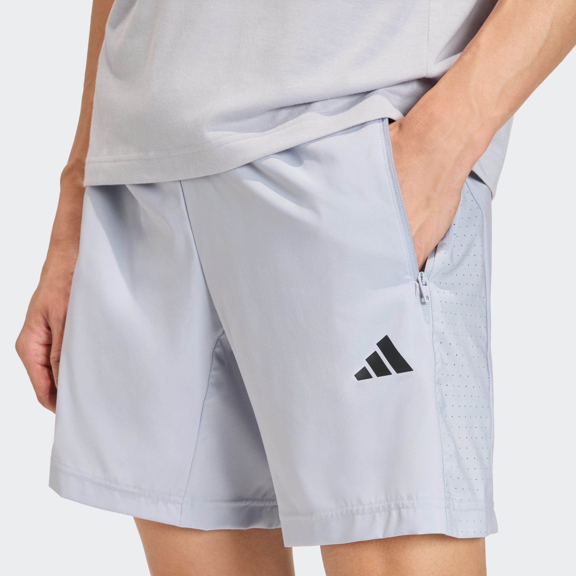 WORKOUT ESSENTIALS BASE WOVEN SHORT