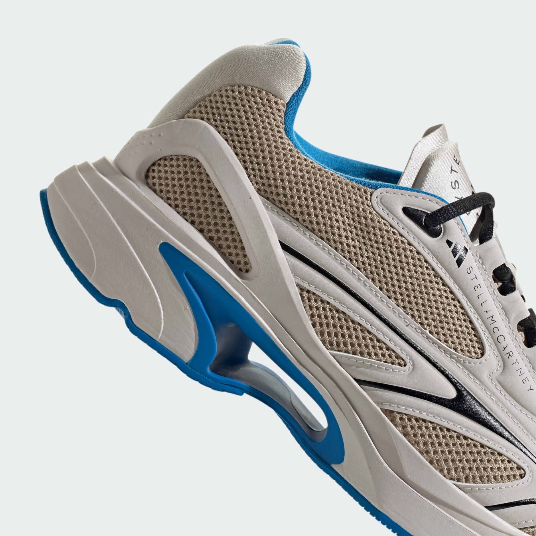 aSMC SPORTSWEAR 2000