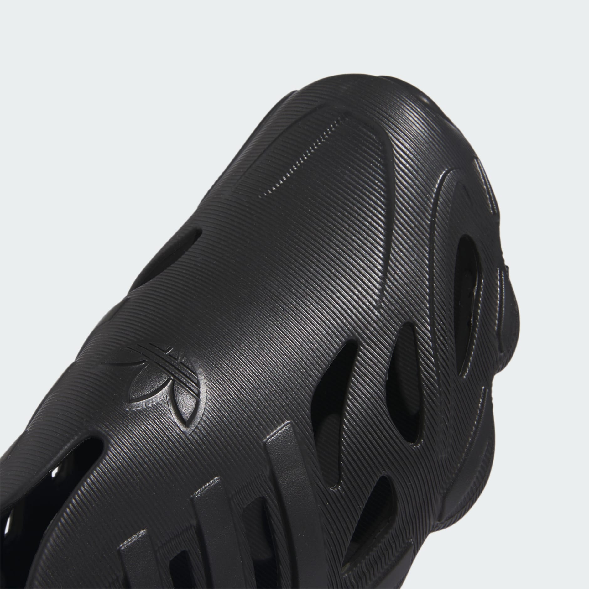 Adifom Supernova Shoes