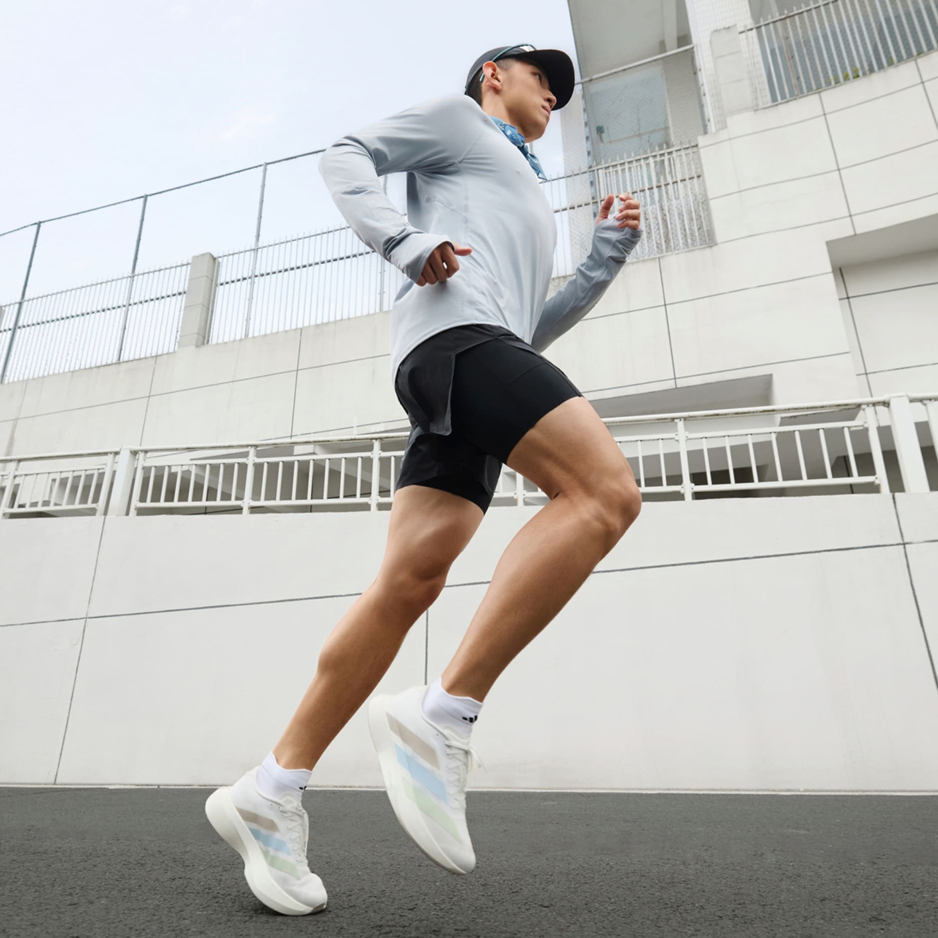 Runnin In Motion 男裝短褲