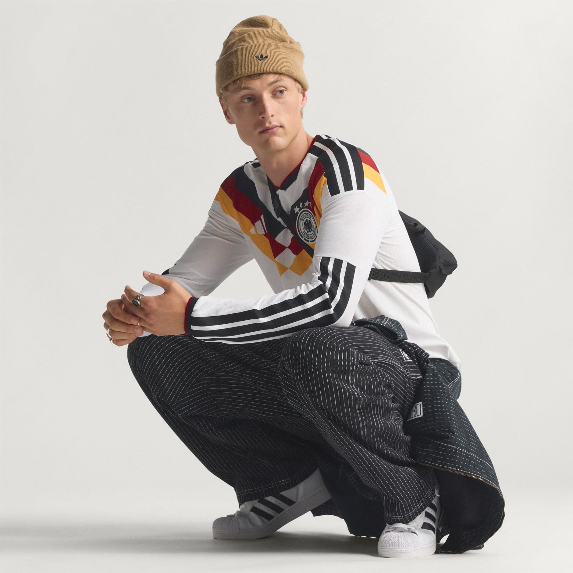 Tricou cu m&acirc;necă lungă Germania 26 Authentic pentru meciuri pe teren propriu