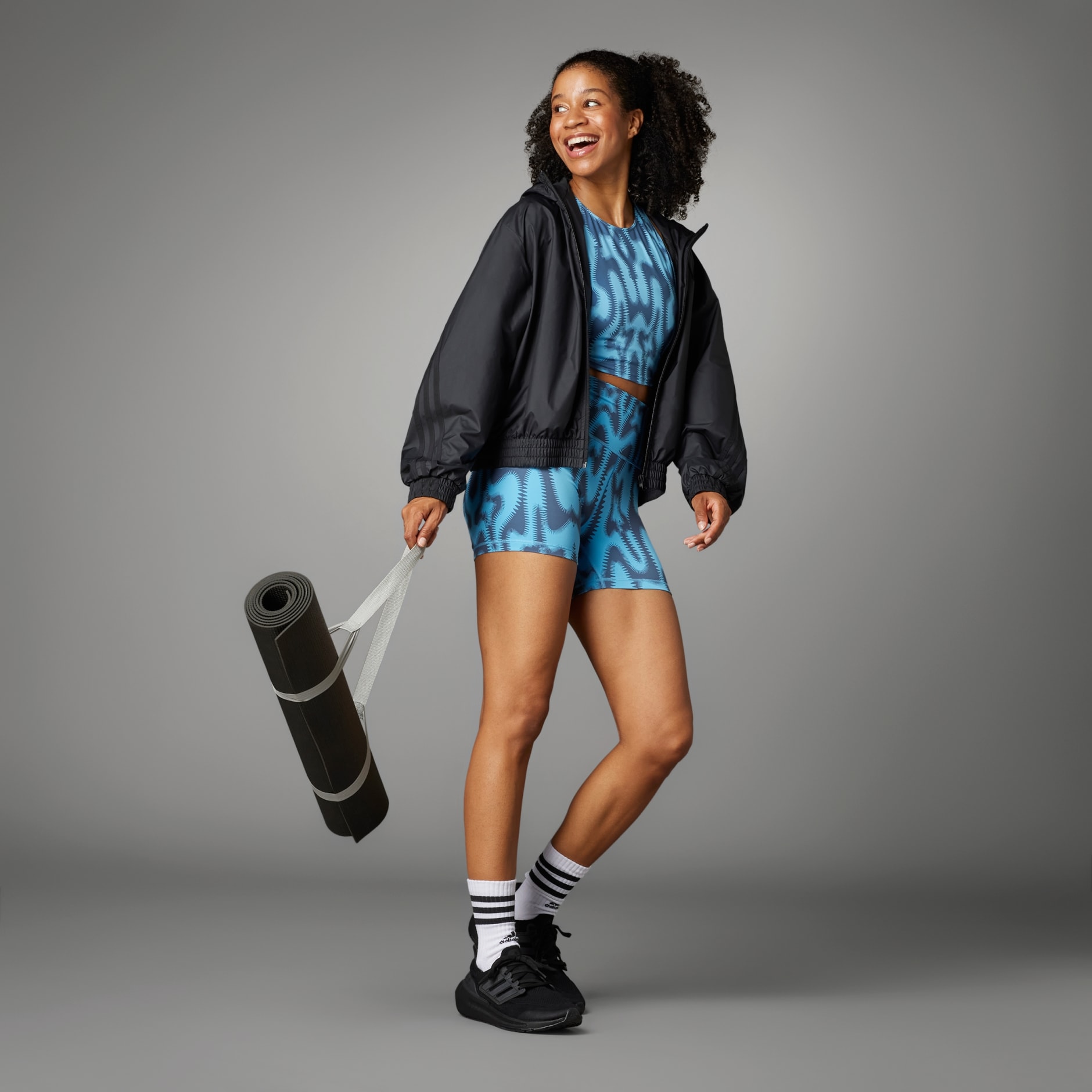 גופיית Yoga Studio Printed