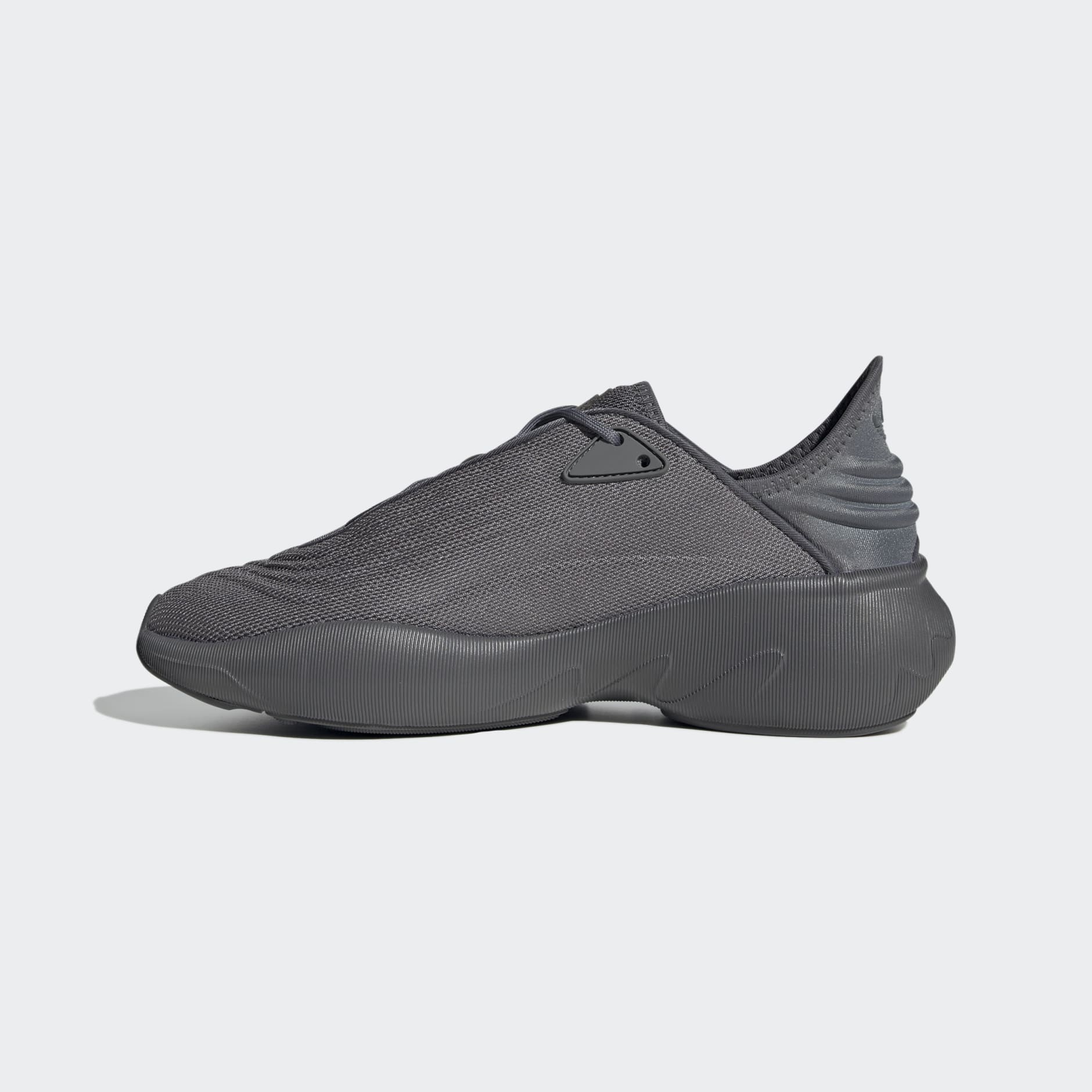 Tenis adidas SLTN