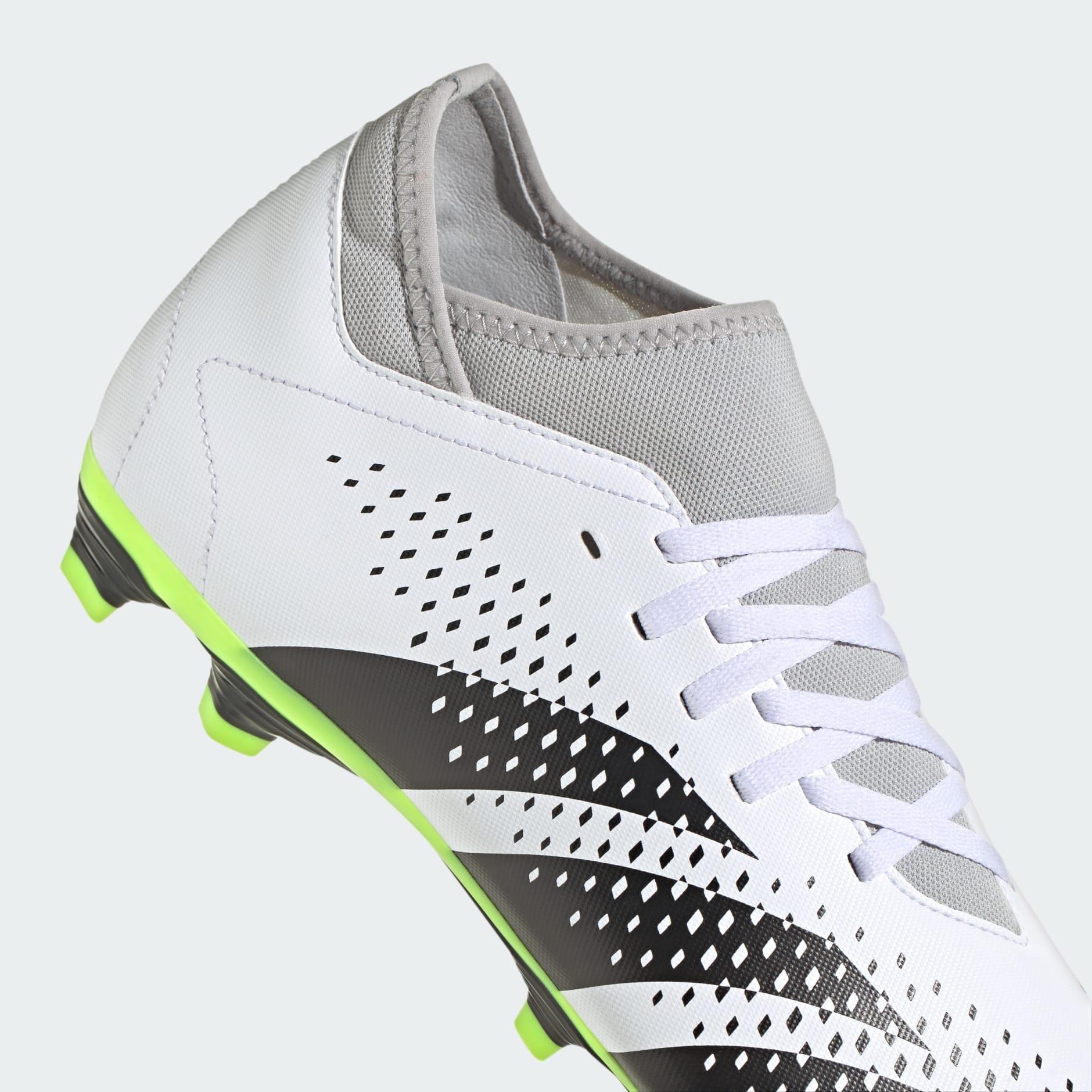 Predator Accuracy.4 Sock Flexible Ground Boots