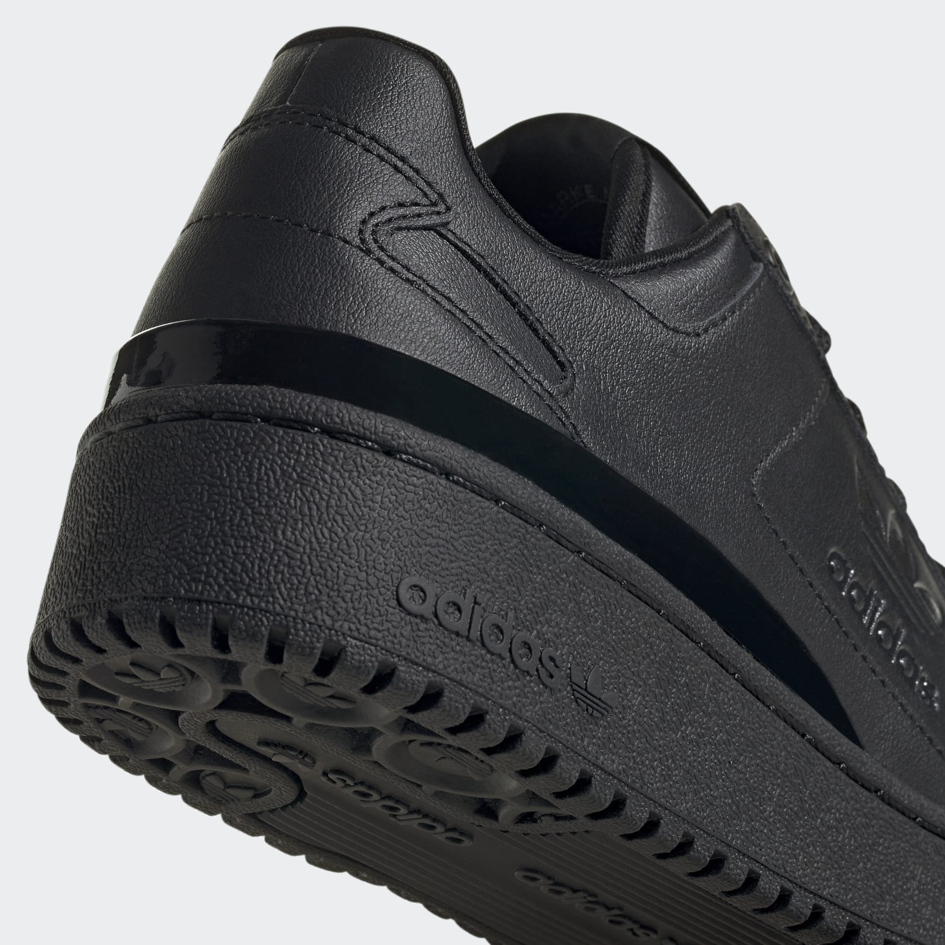 Forum Bold Shoes